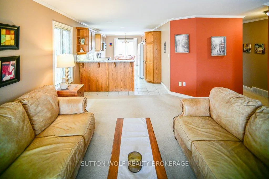 Photo 4 of 80 Ridge Street, Strathroy-Caradoc, SW — HOMEH