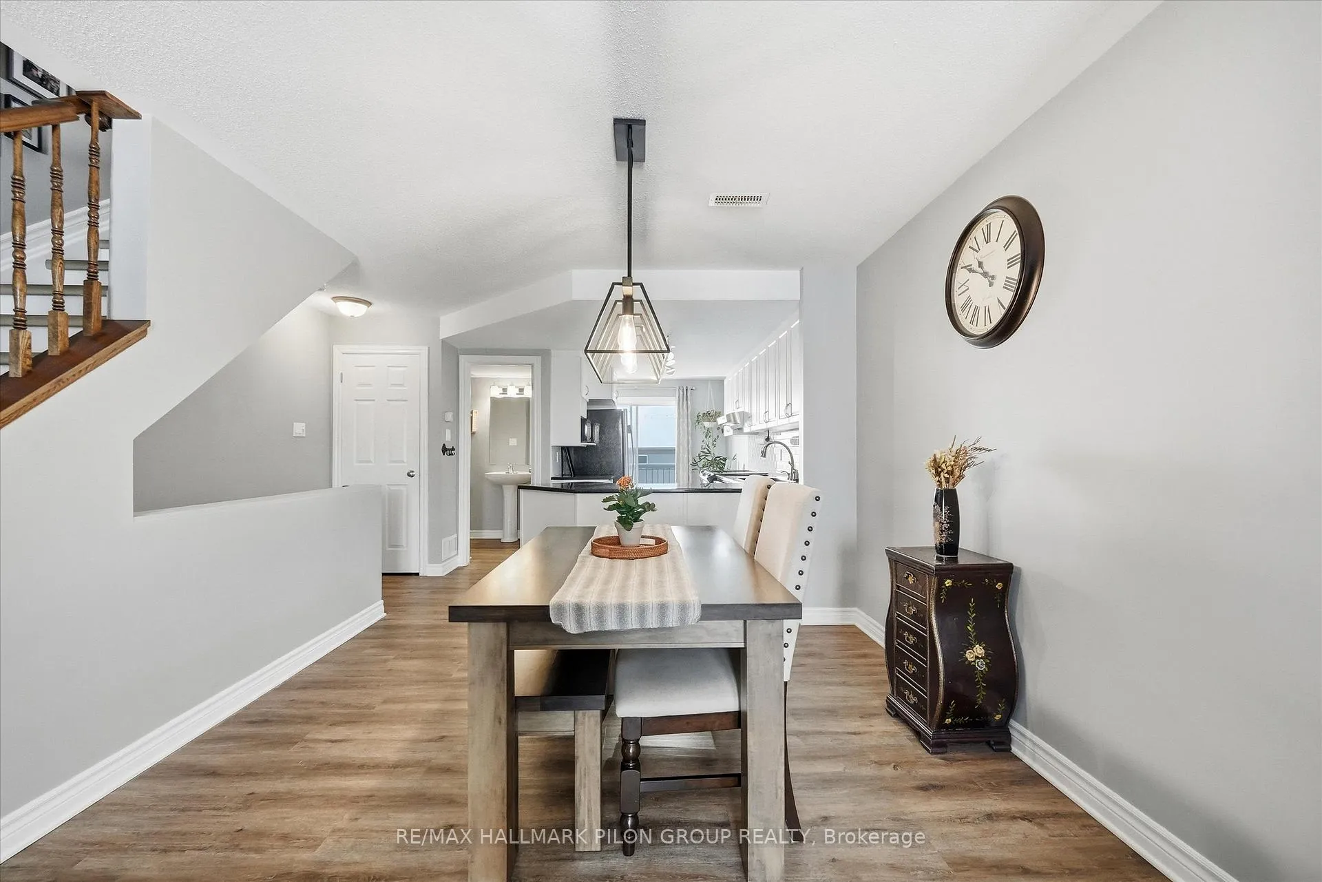 Photo 9 of 766 Lakeridge Drive, Ottawa, Avalon East — HOMEH