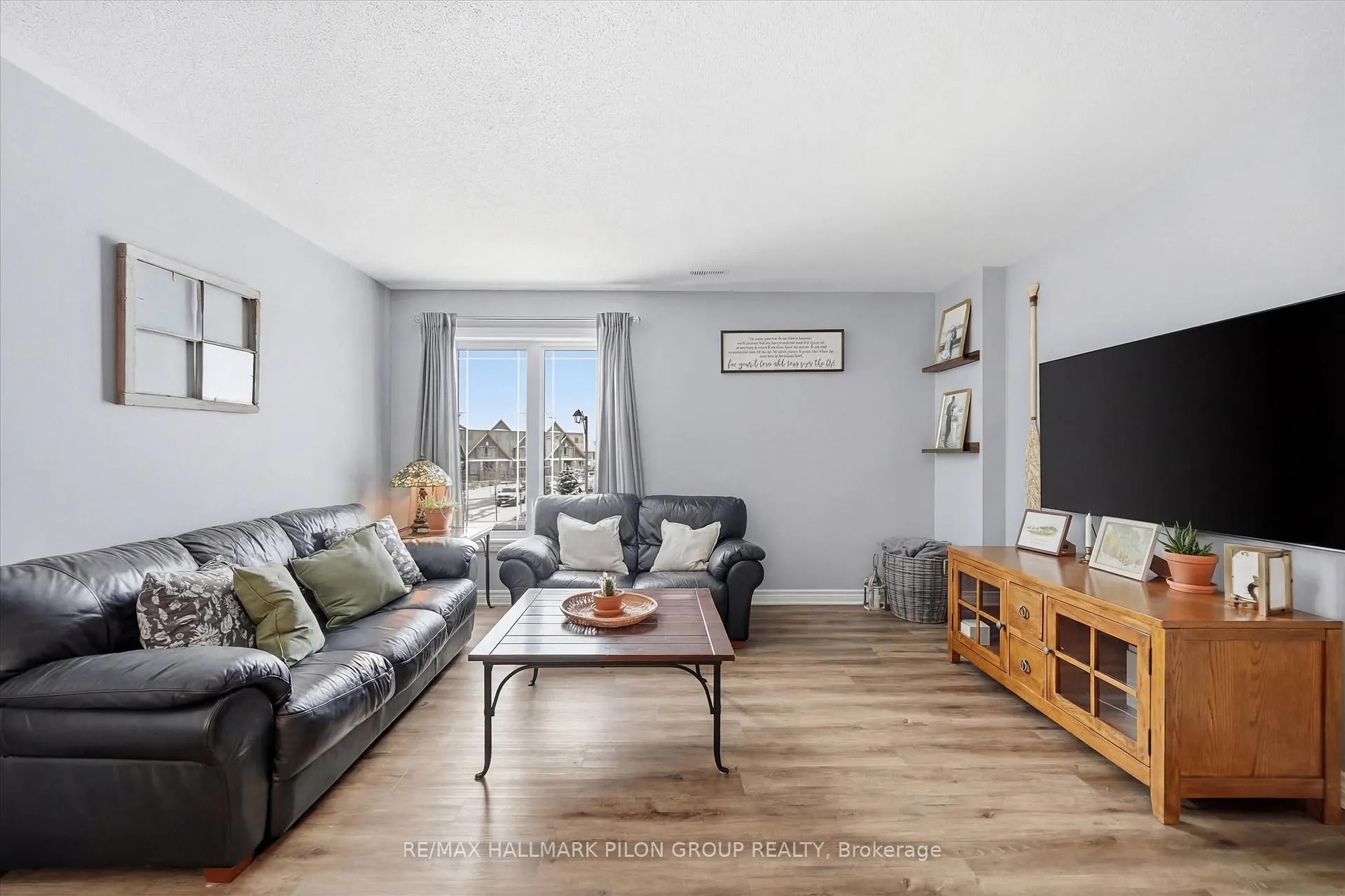 Photo 10 of 766 Lakeridge Drive, Ottawa, Avalon East — HOMEH