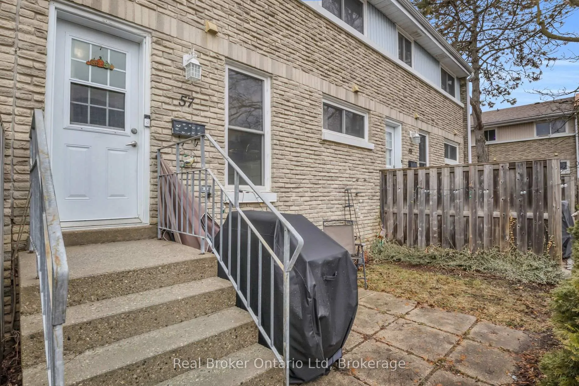 Photo 5 of Unit 57, 35 Breckenridge Drive, Kitchener, Heritage Park - Kitchener — HOMEH
