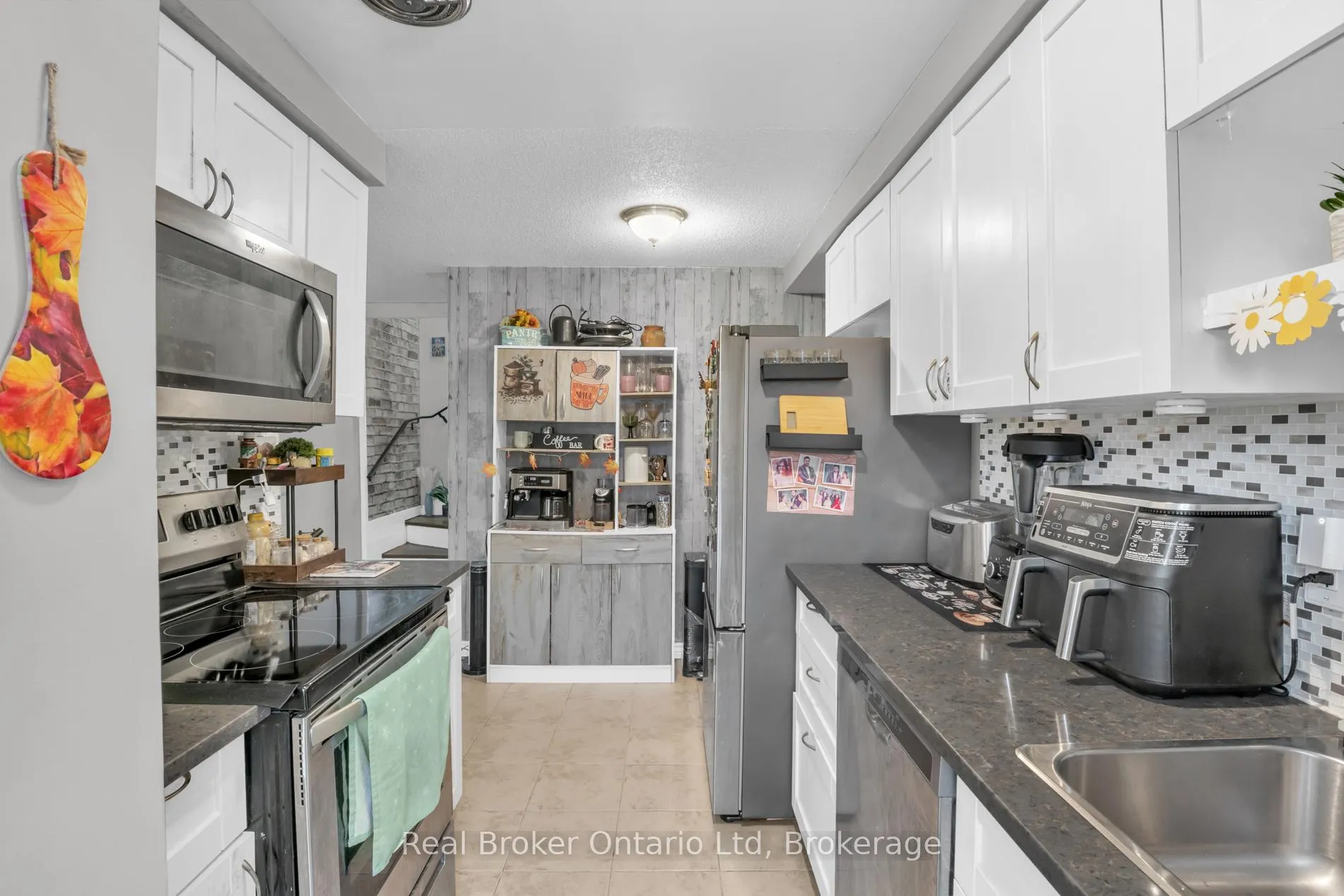 Photo 12 of Unit 57, 35 Breckenridge Drive, Kitchener, Heritage Park - Kitchener — HOMEH