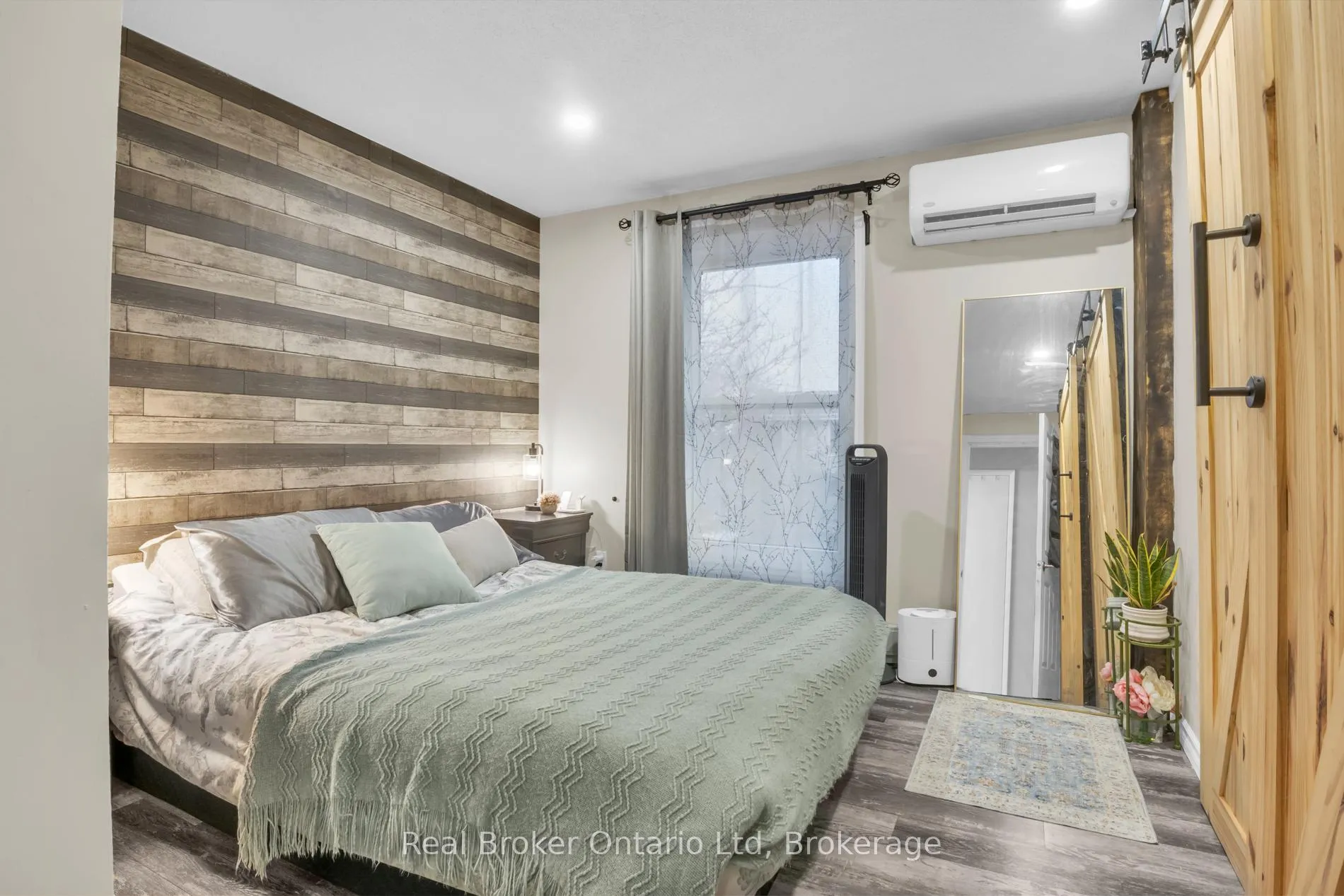 Photo 13 of Unit 57, 35 Breckenridge Drive, Kitchener, Heritage Park - Kitchener — HOMEH
