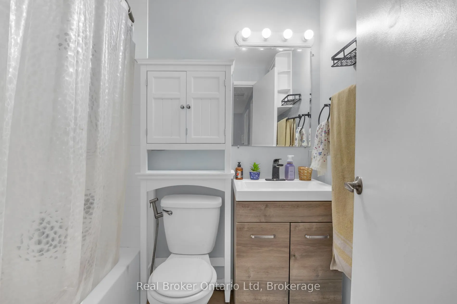 Photo 16 of Unit 57, 35 Breckenridge Drive, Kitchener, Heritage Park - Kitchener — HOMEH