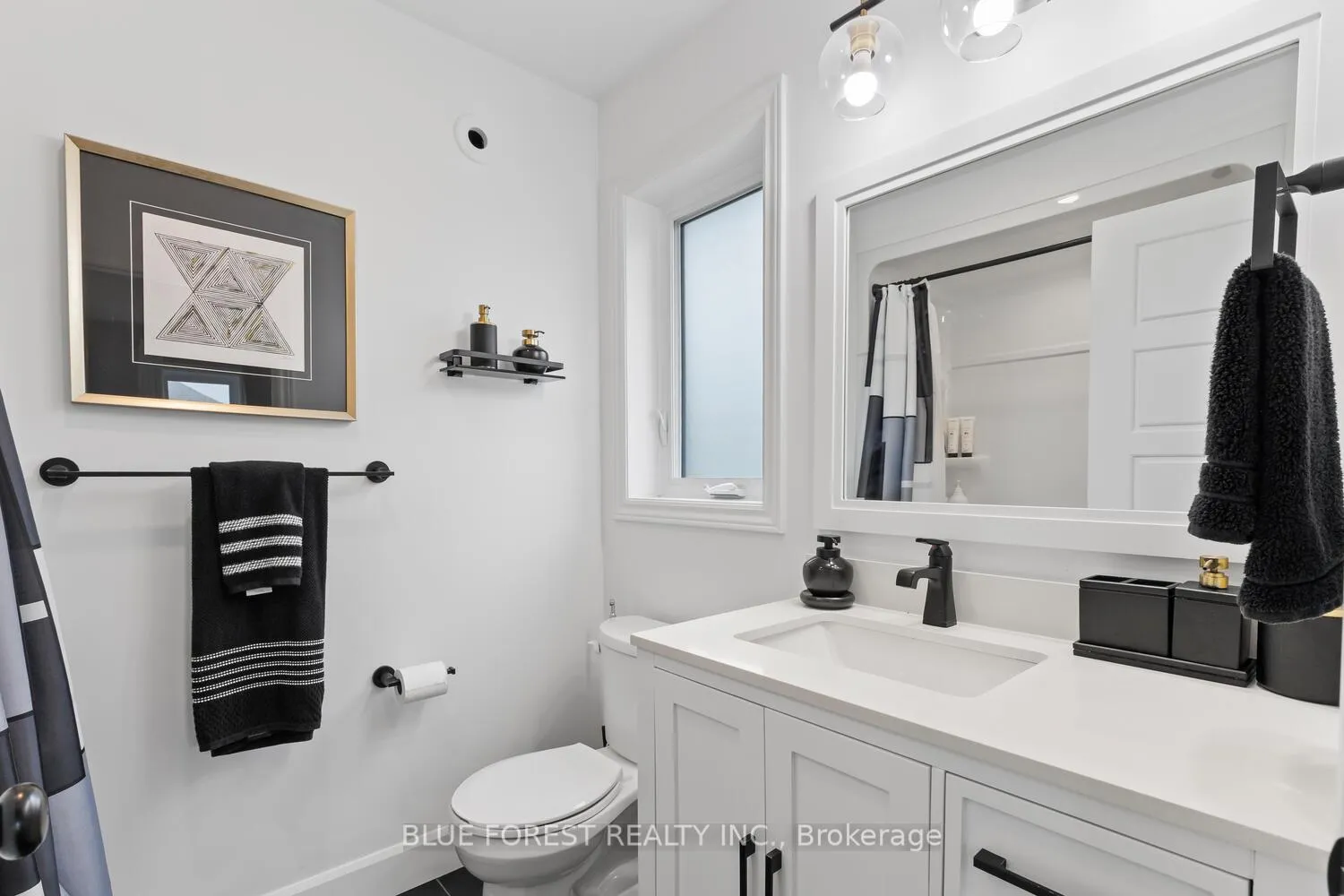 Photo 20 of 28 Weir Crescent, St. Thomas — HOMEH