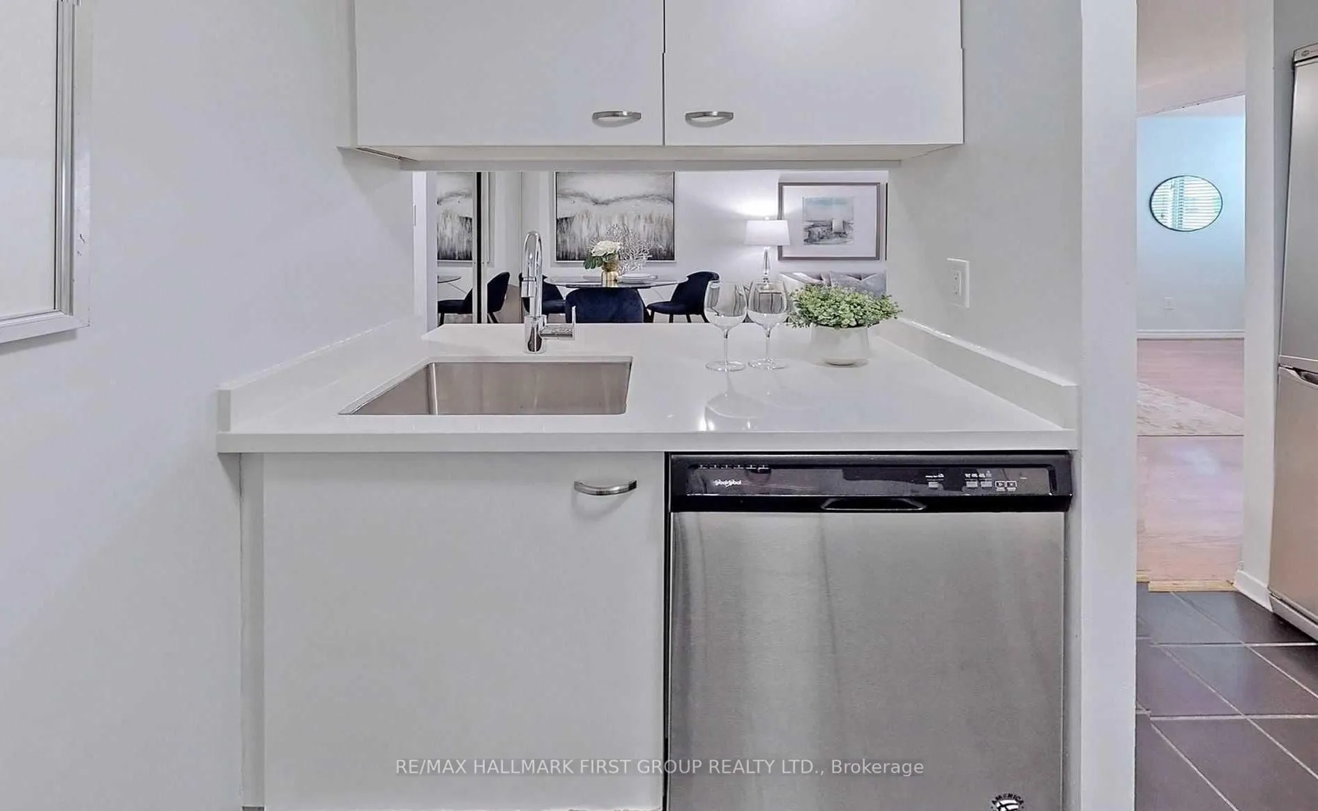 Photo 12 of Unit 1714, 1055 Bay Street, Toronto, Bay Street Corridor — HOMEH