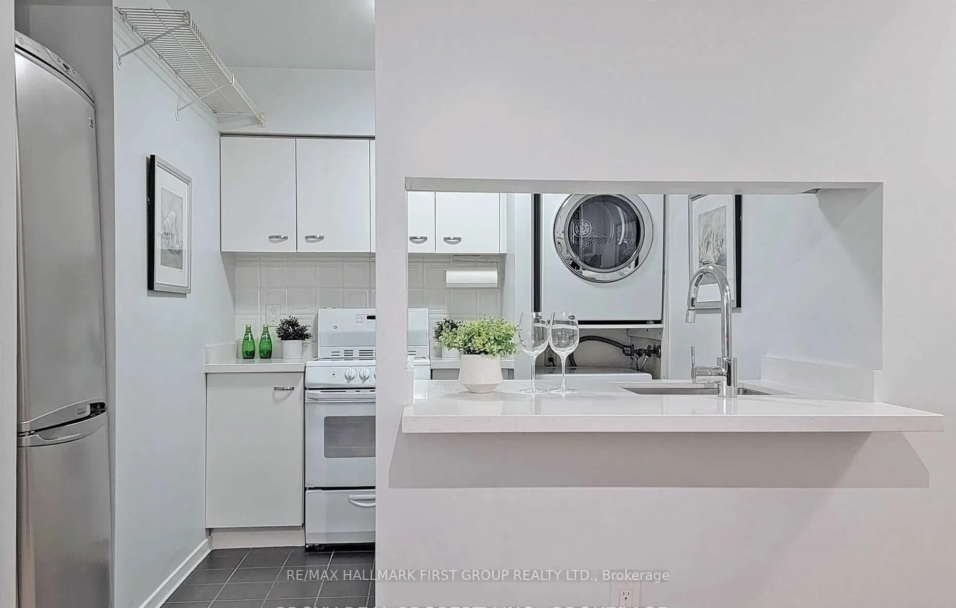 Photo 16 of Unit 1714, 1055 Bay Street, Toronto, Bay Street Corridor — HOMEH