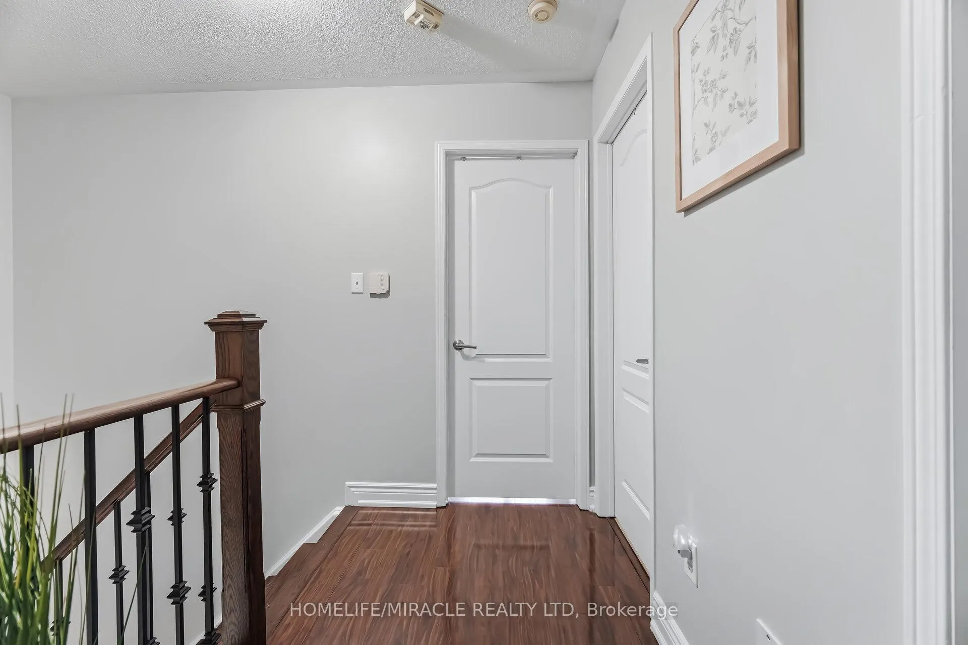 Photo 19 of 41 Tanglemere Crescent, Brampton, Fletcher's Meadow — HOMEH