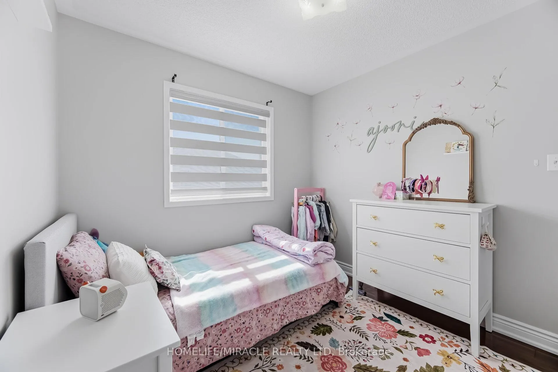 Photo 25 of 41 Tanglemere Crescent, Brampton, Fletcher's Meadow — HOMEH