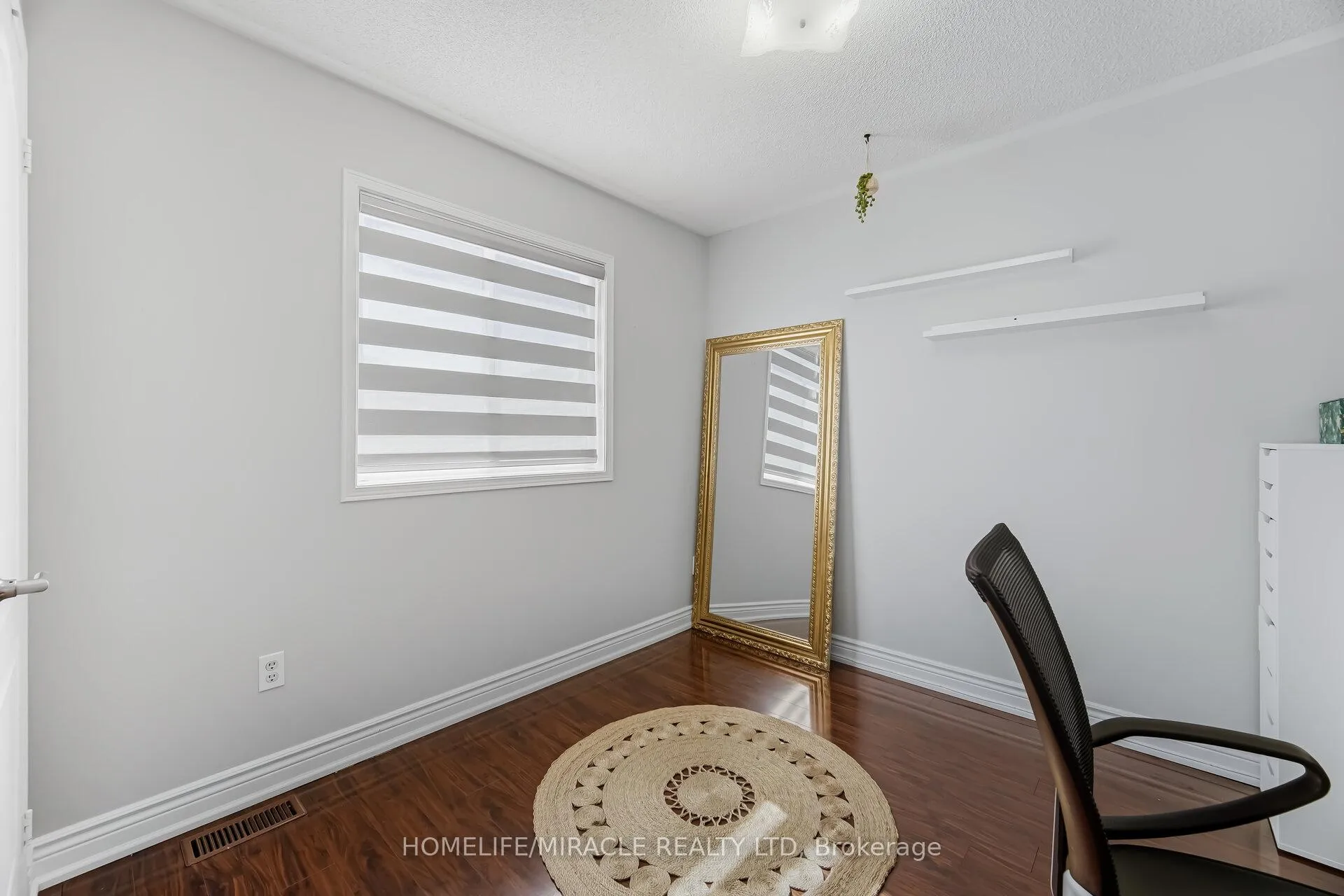 Photo 26 of 41 Tanglemere Crescent, Brampton, Fletcher's Meadow — HOMEH