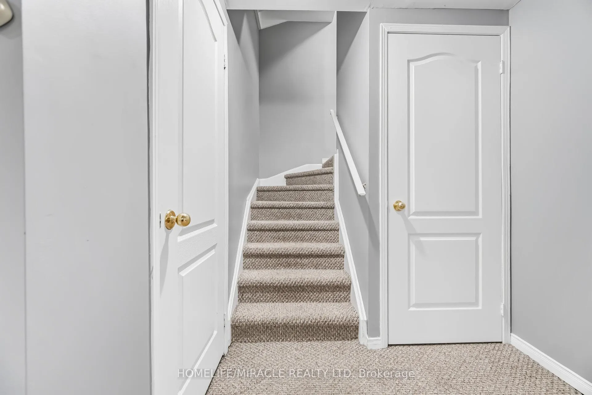 Photo 29 of 41 Tanglemere Crescent, Brampton, Fletcher's Meadow — HOMEH