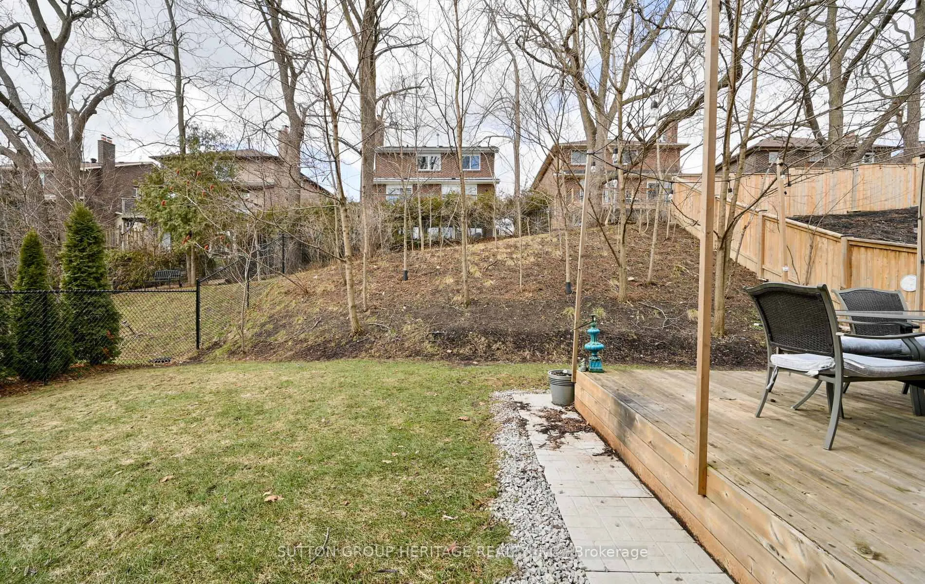 Photo 45 of 522 Cliffview Road, Pickering, West Shore — HOMEH
