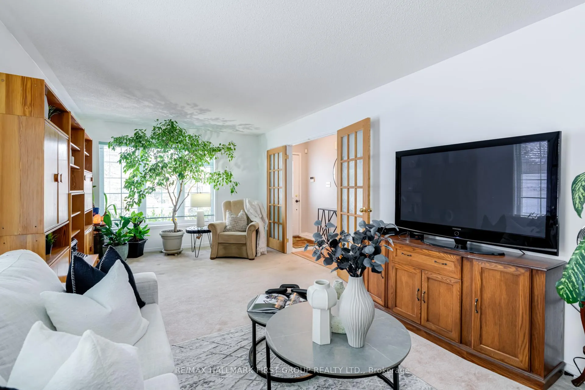 Photo 7 of 33 Sabbe Crescent, Ajax, Northwest Ajax — HOMEH