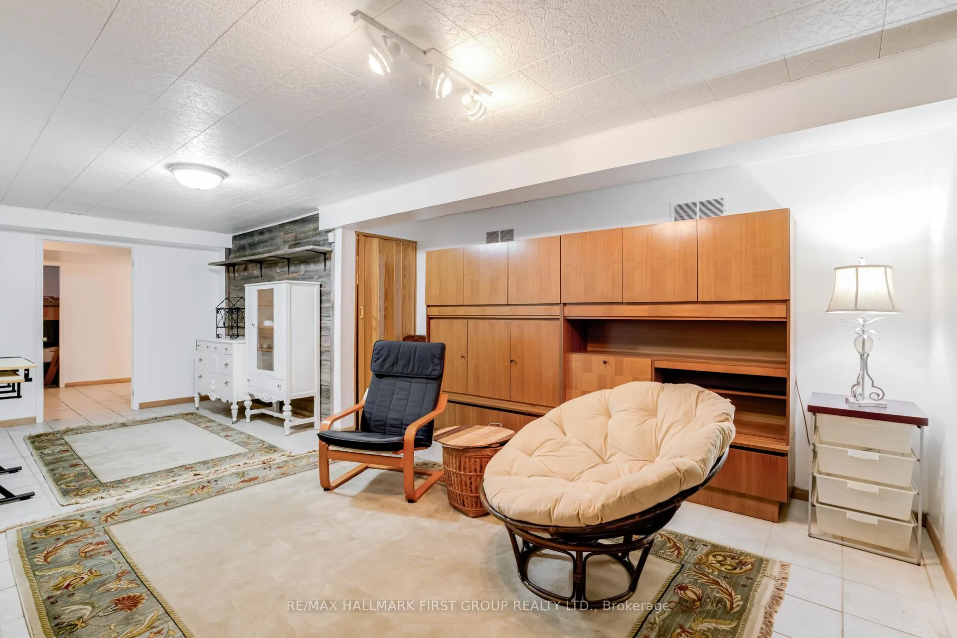 Photo 19 of 33 Sabbe Crescent, Ajax, Northwest Ajax — HOMEH