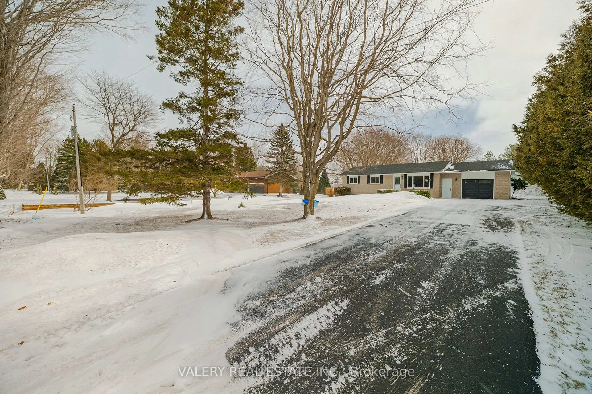 Photo 2 of 7315 Siderd 15, Mapleton, Rural Mapleton — HOMEH