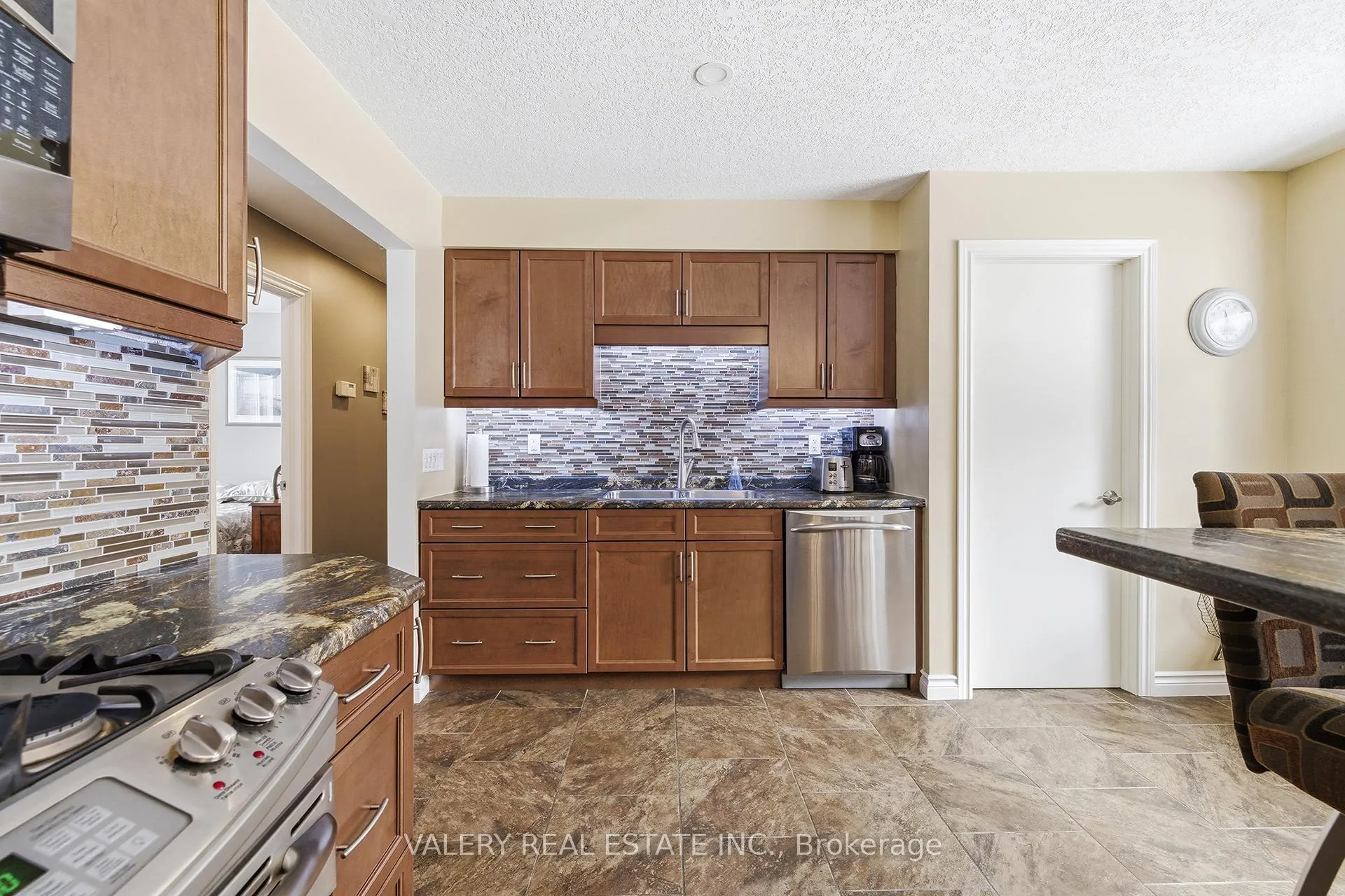 Photo 6 of 7315 Siderd 15, Mapleton, Rural Mapleton — HOMEH