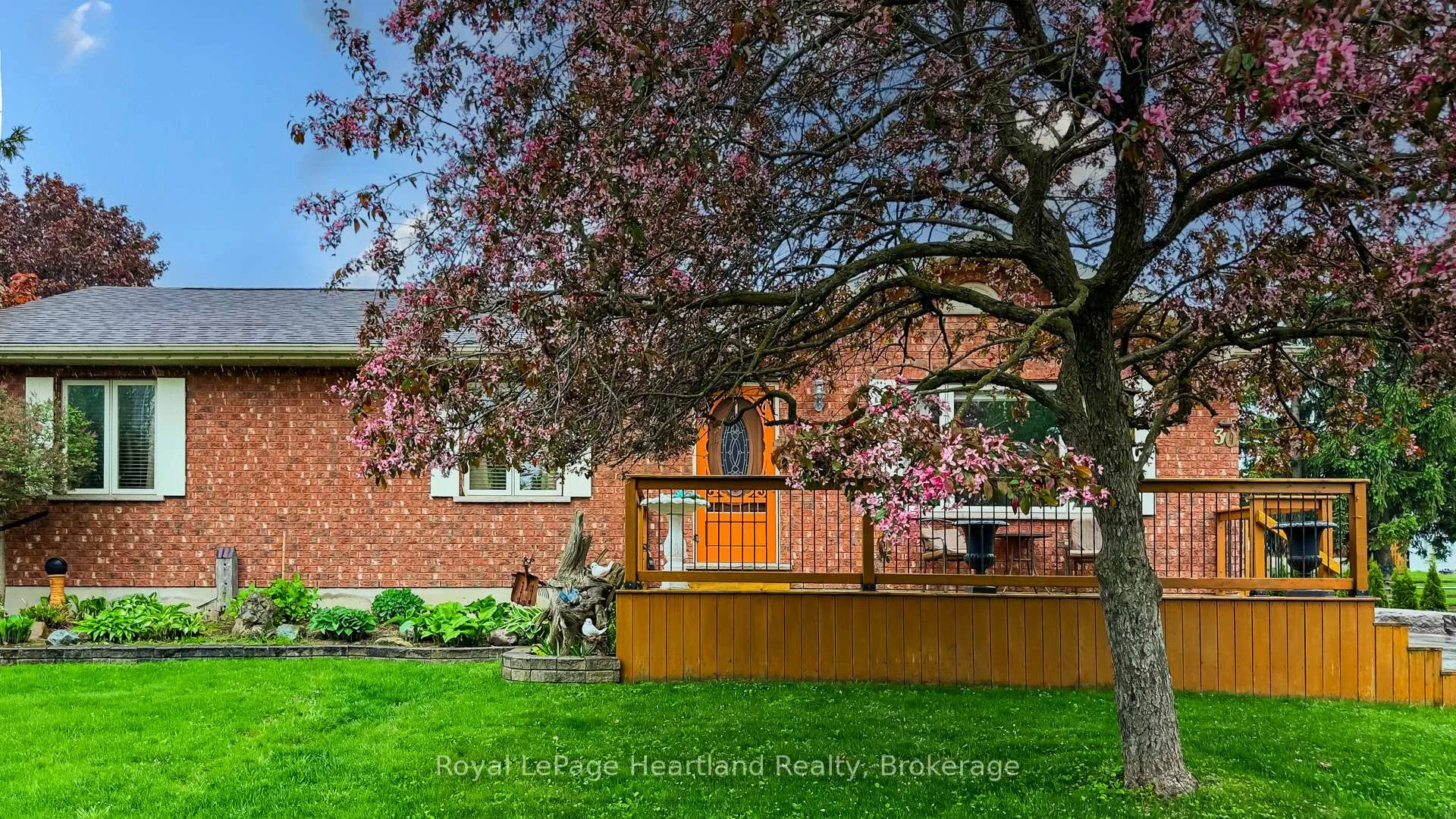Photo 3 of 30 North Street, Huron East, Egmondville — HOMEH