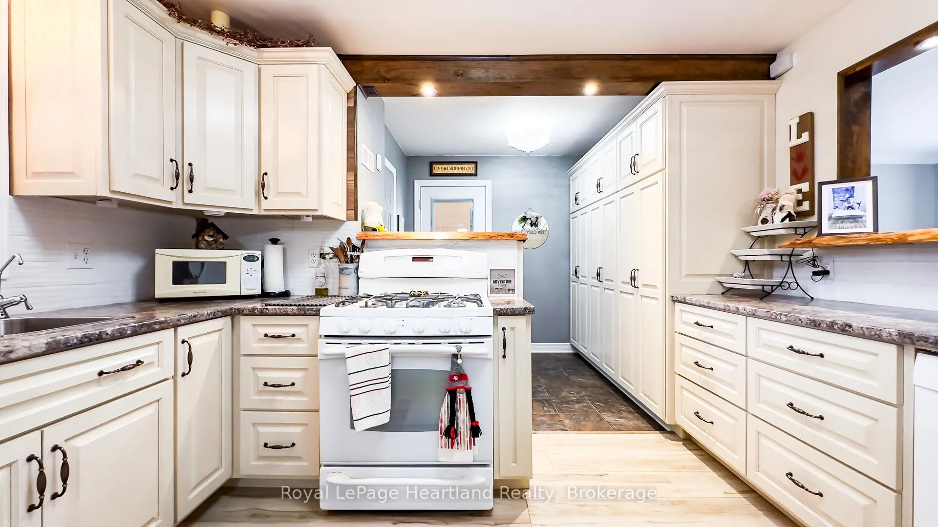Photo 12 of 30 North Street, Huron East, Egmondville — HOMEH