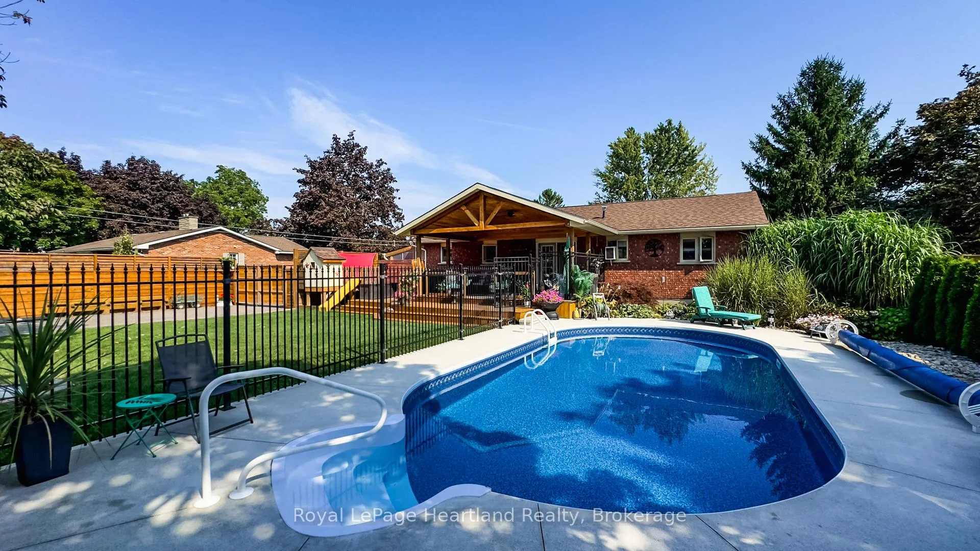 Photo 42 of 30 North Street, Huron East, Egmondville — HOMEH