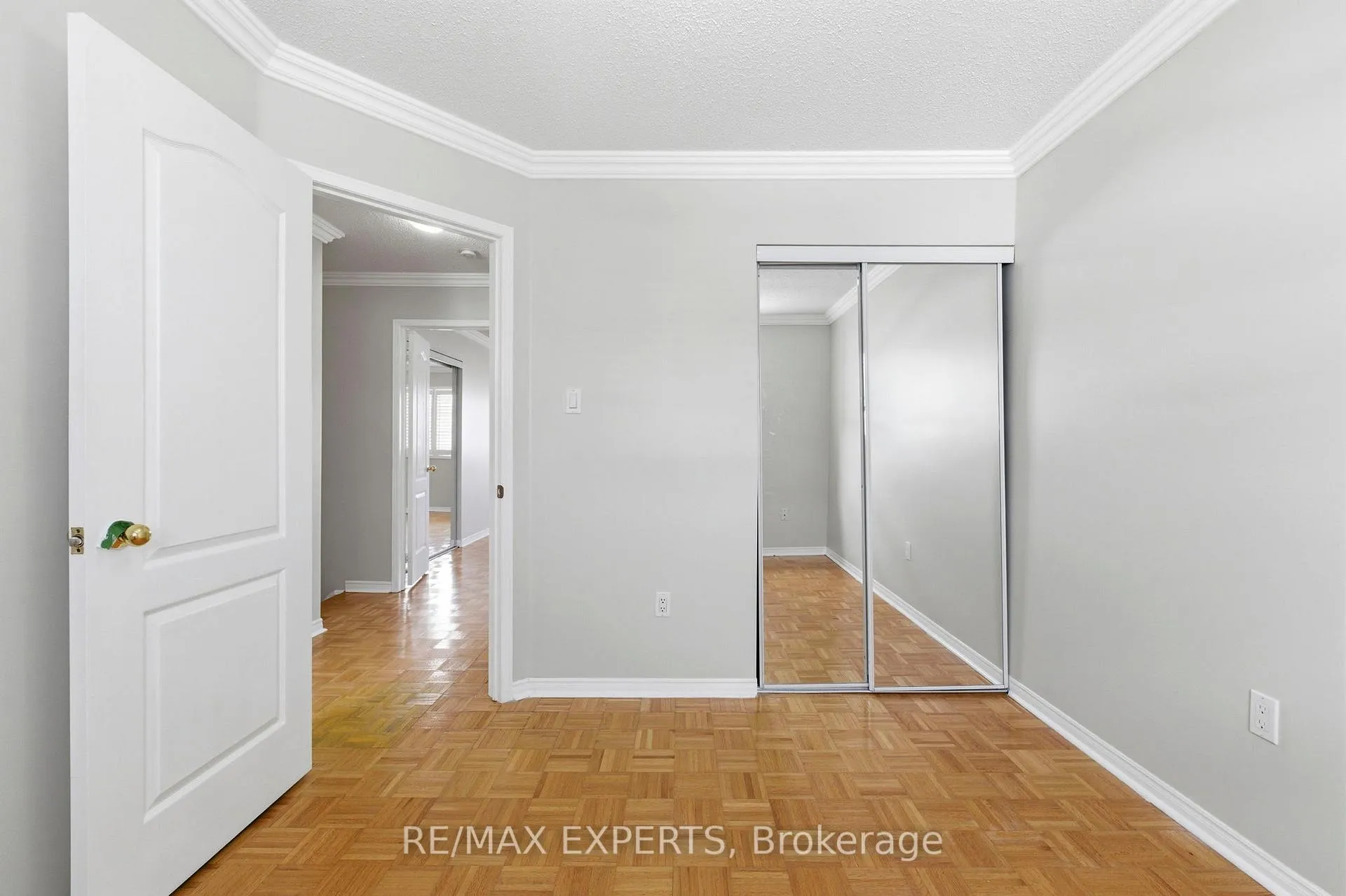 Photo 20 of 45 Forest Run Boulevard, Vaughan, Patterson — HOMEH