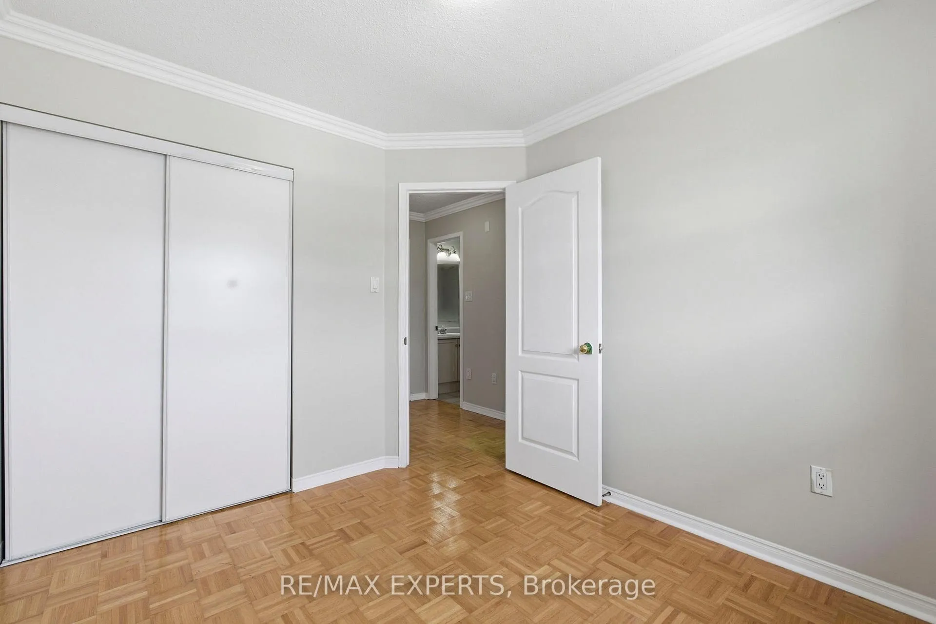 Photo 22 of 45 Forest Run Boulevard, Vaughan, Patterson — HOMEH