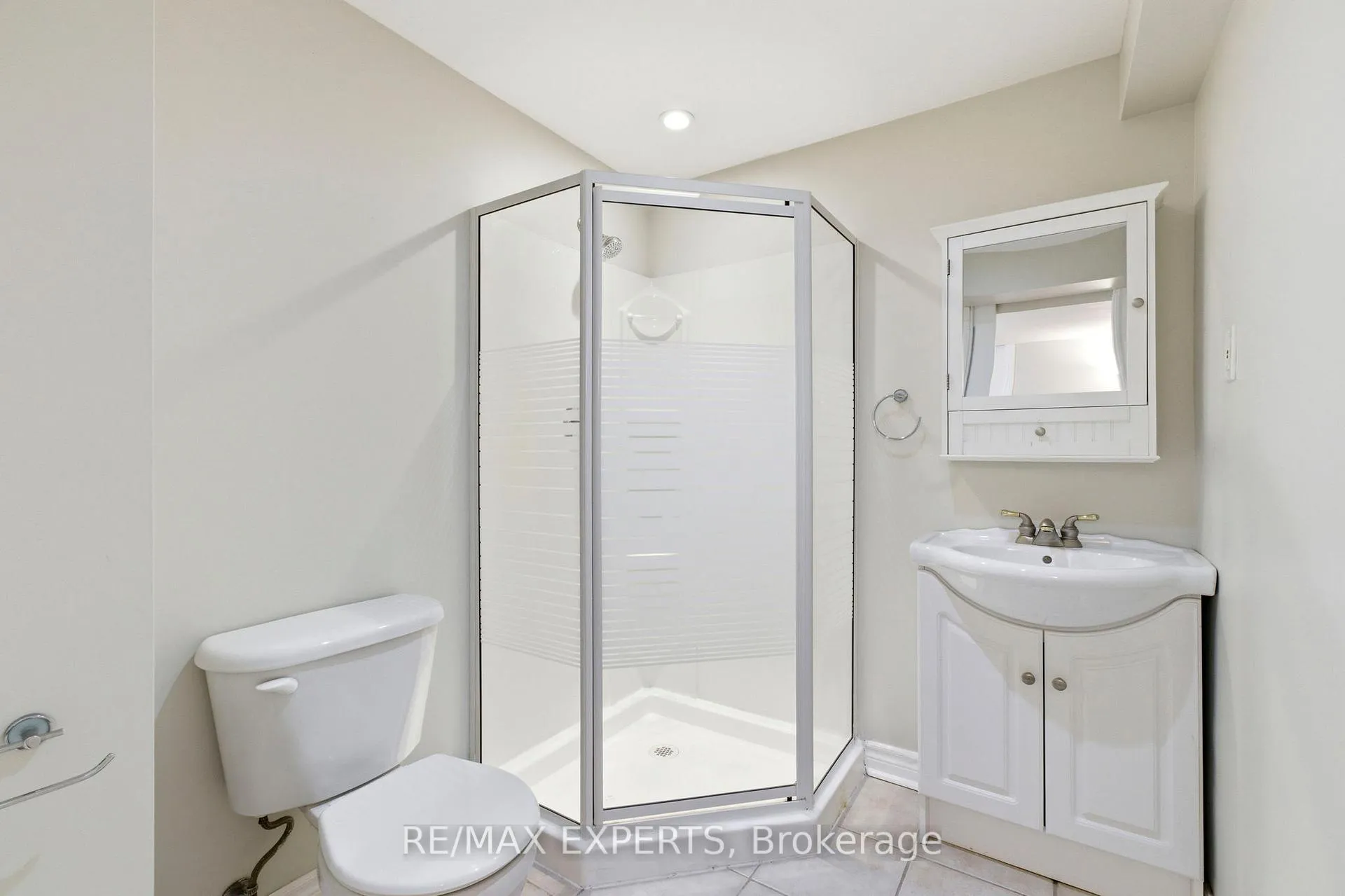 Photo 27 of 45 Forest Run Boulevard, Vaughan, Patterson — HOMEH