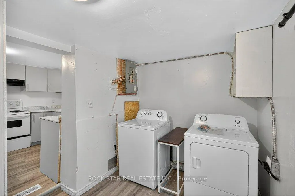 Photo 12 of 71 Teal Avenue, Hamilton, Lakeshore — HOMEH