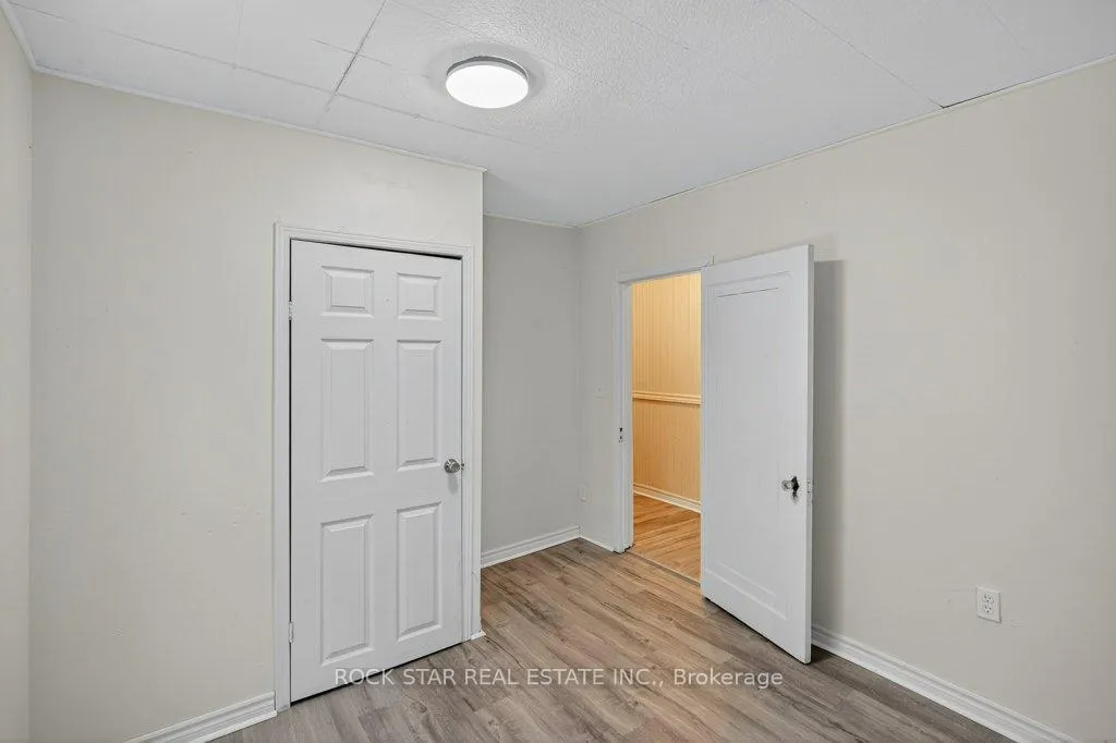 Photo 19 of 71 Teal Avenue, Hamilton, Lakeshore — HOMEH
