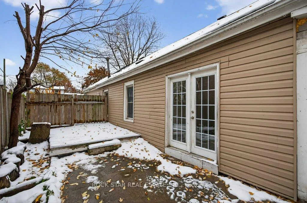 Photo 22 of 71 Teal Avenue, Hamilton, Lakeshore — HOMEH