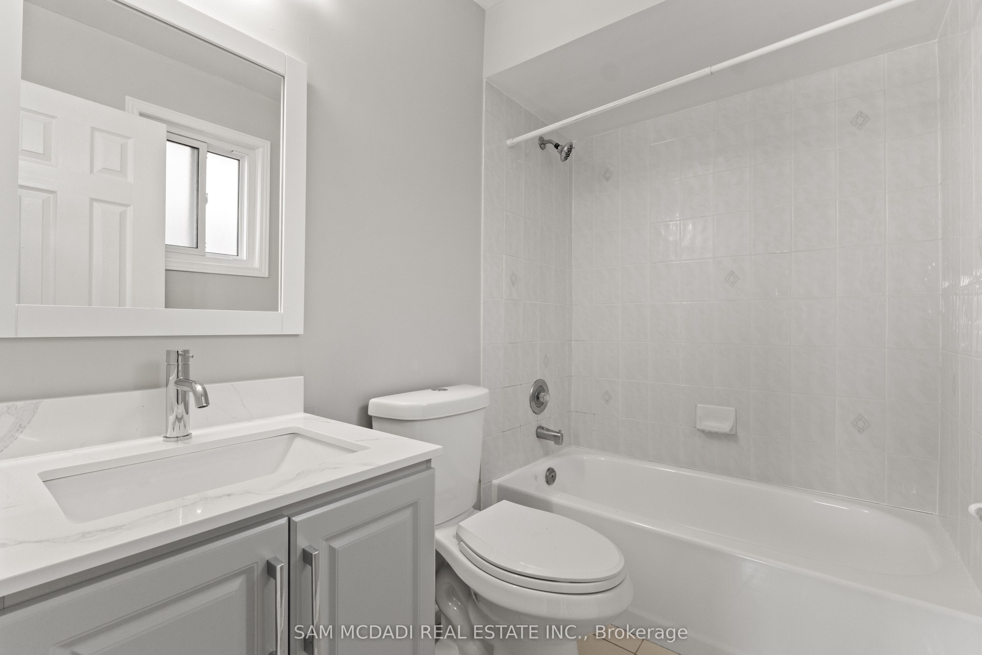 Photo 28 of 67 Blue Bonnet Drive, Brampton, Fletcher's Creek South — HOMEH