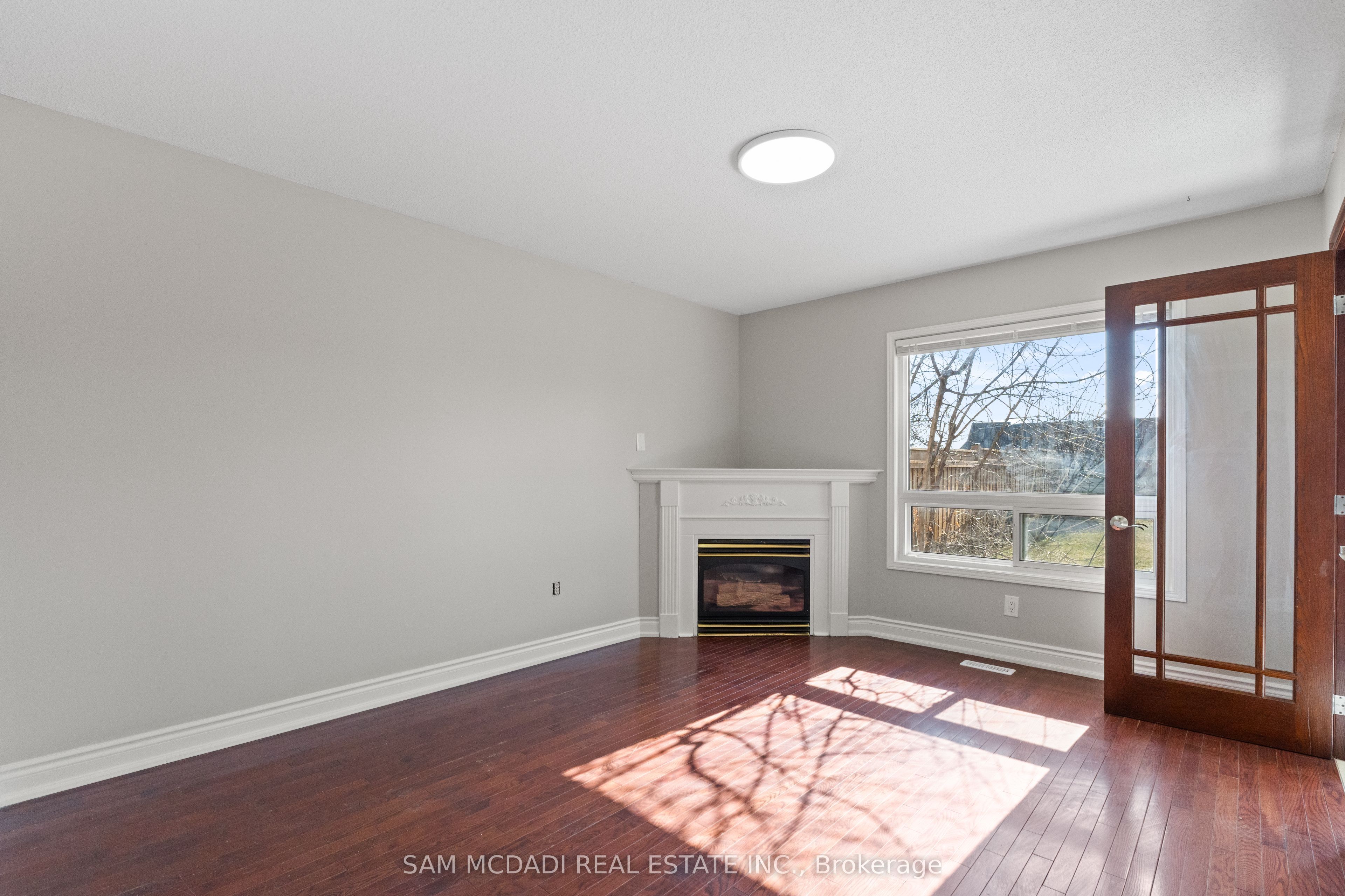 Photo 10 of 67 Blue Bonnet Drive, Brampton, Fletcher's Creek South — HOMEH