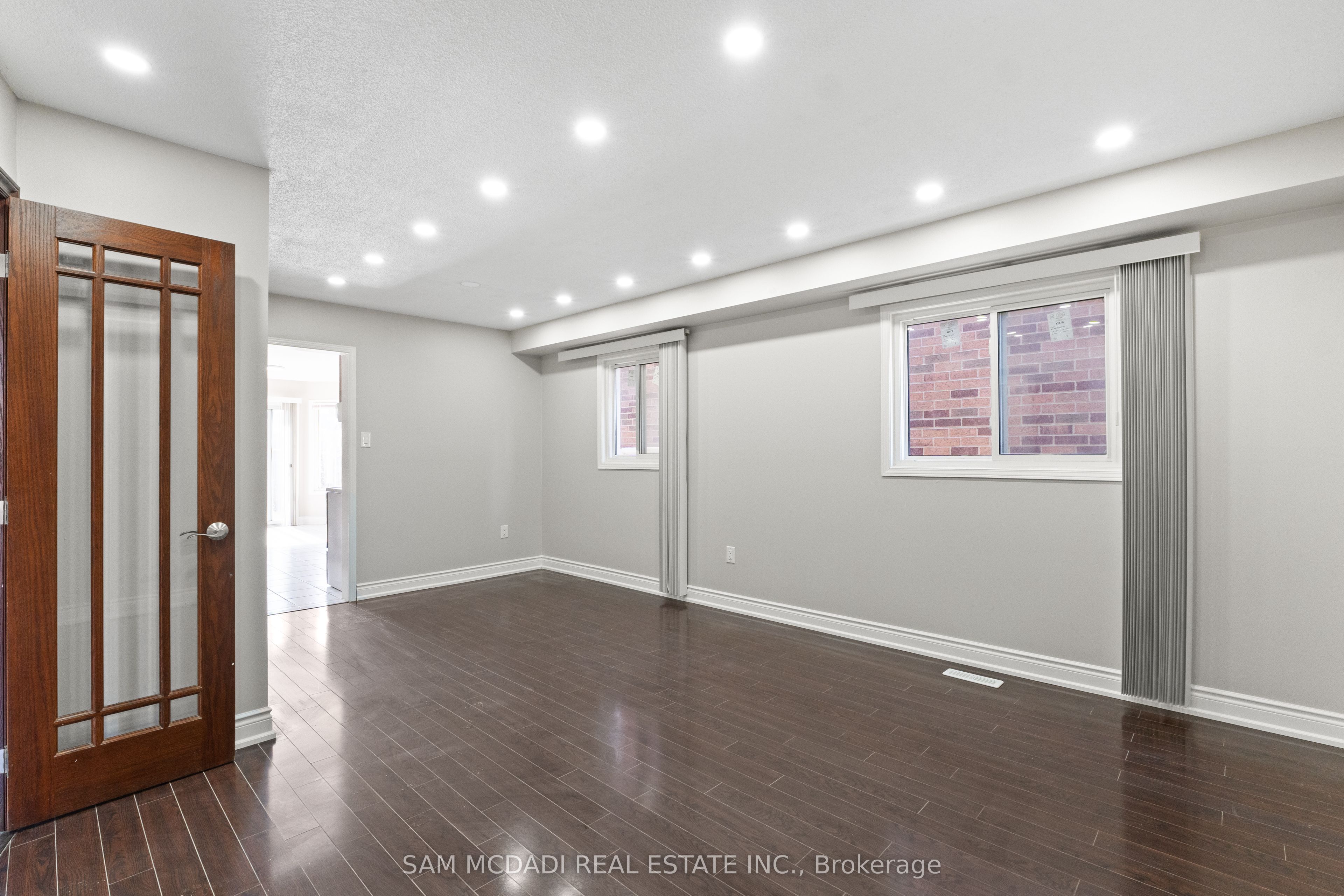 Photo 7 of 67 Blue Bonnet Drive, Brampton, Fletcher's Creek South — HOMEH