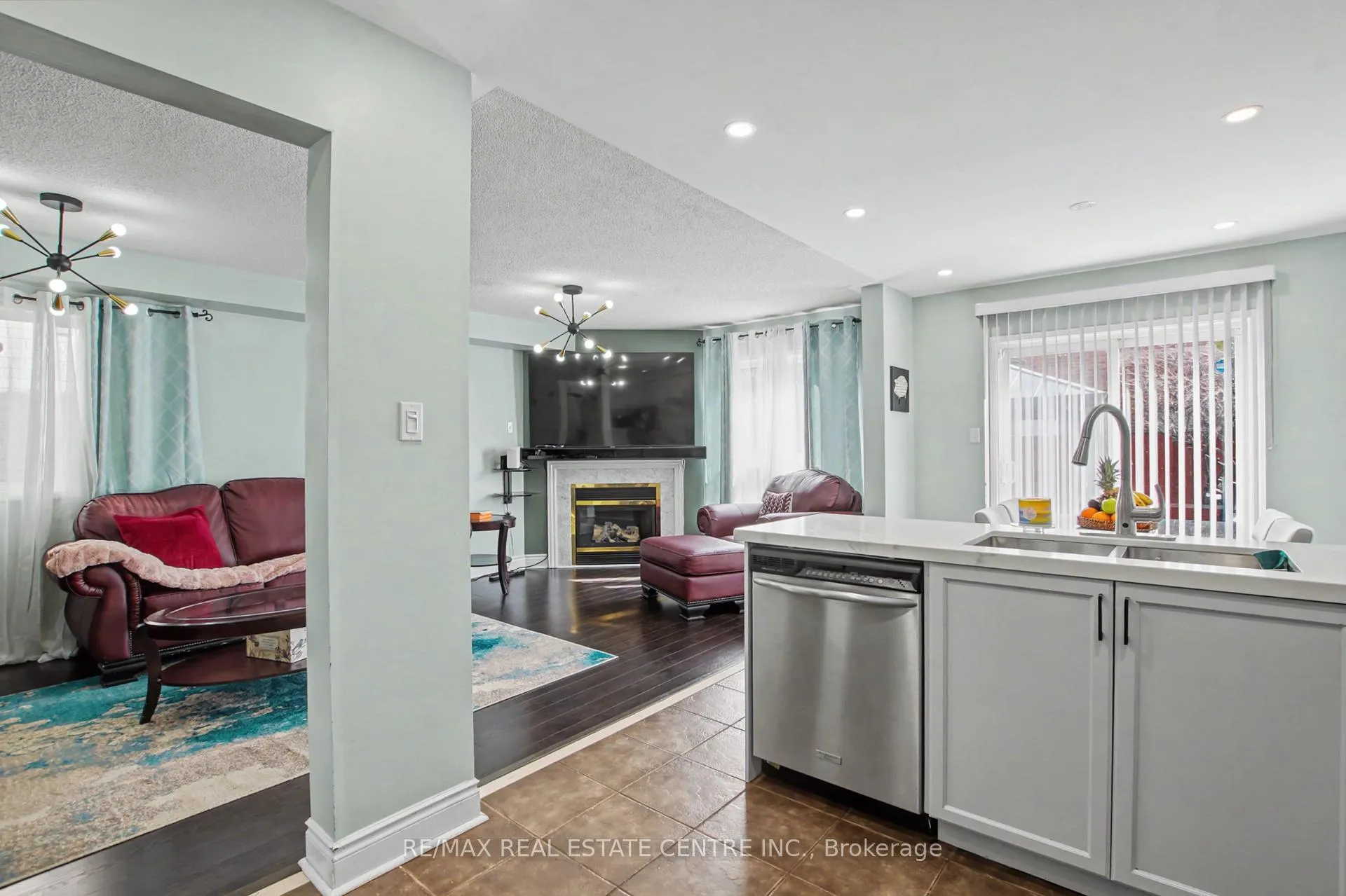 Photo 11 of 21 Vermont Road, Brampton, Fletcher's Meadow — HOMEH