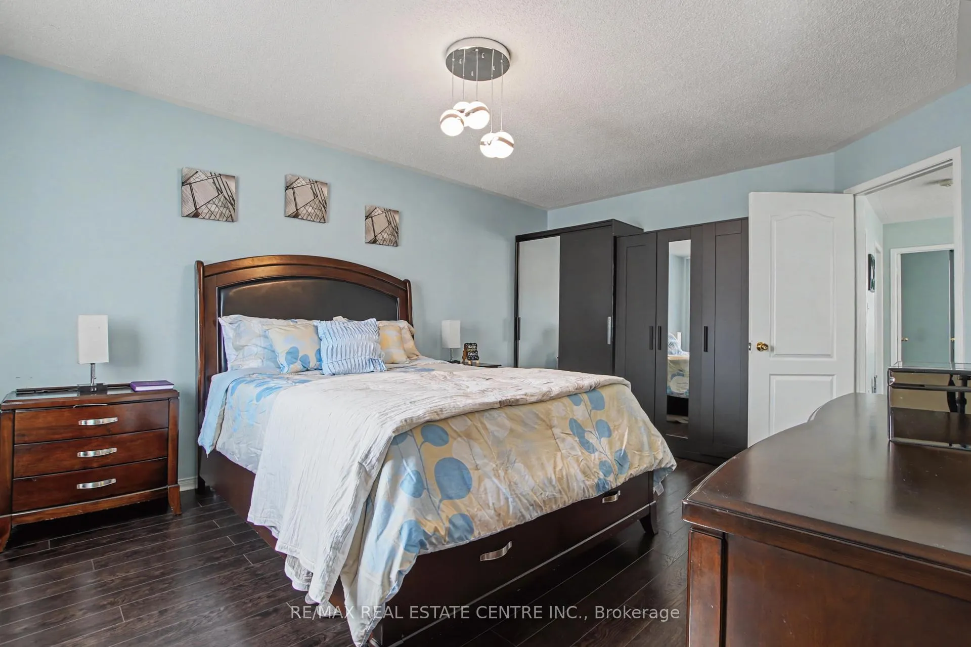 Photo 17 of 21 Vermont Road, Brampton, Fletcher's Meadow — HOMEH