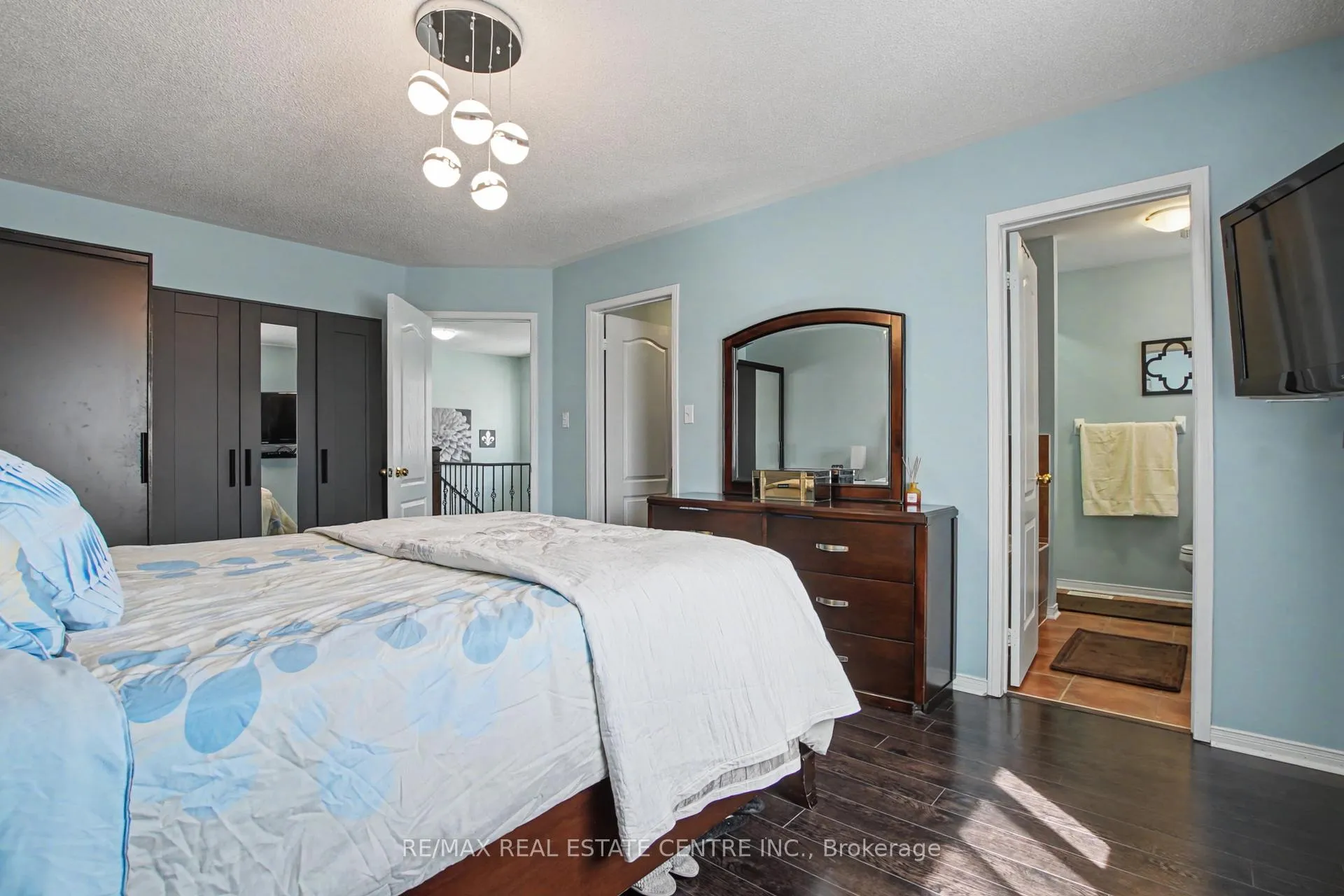 Photo 18 of 21 Vermont Road, Brampton, Fletcher's Meadow — HOMEH