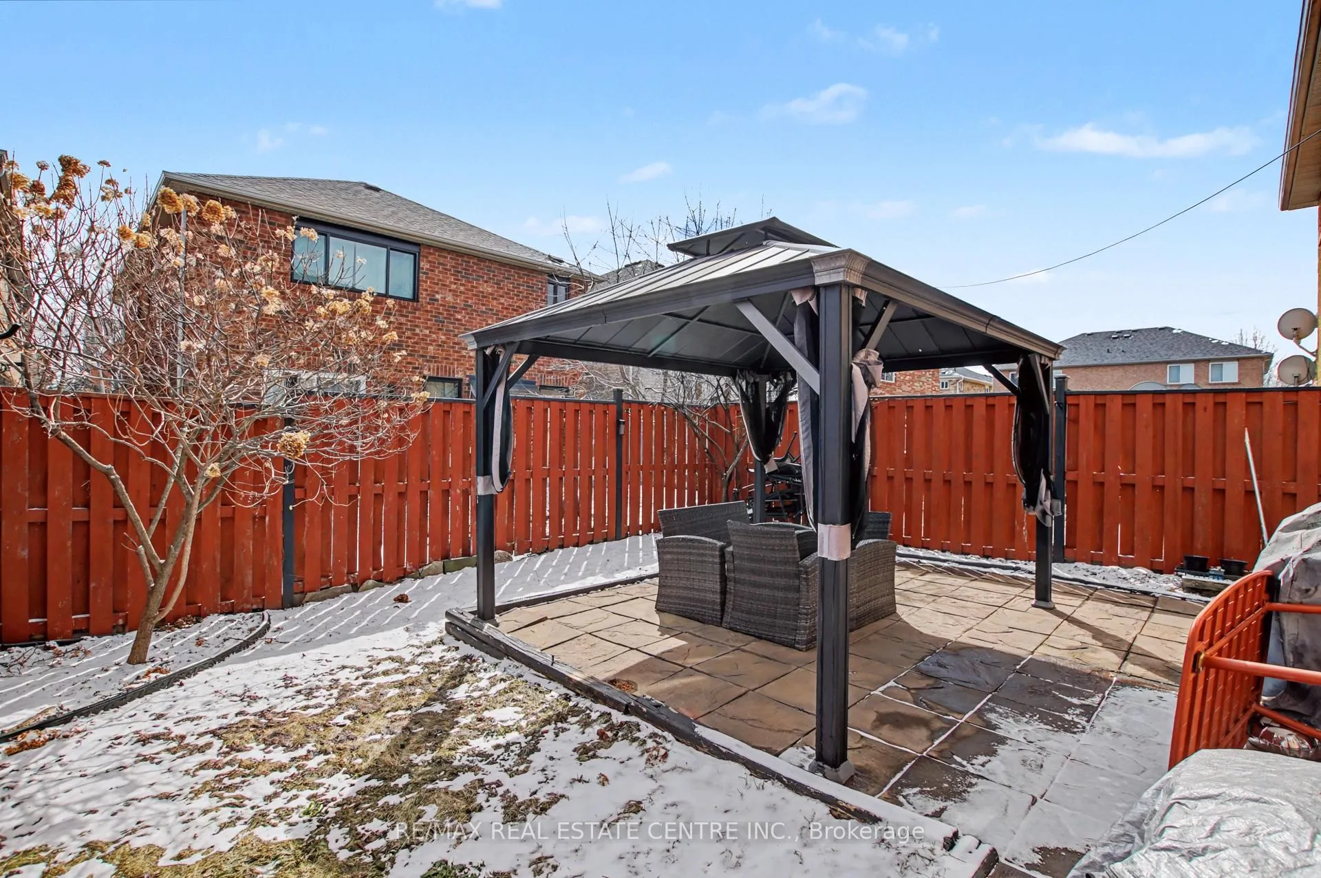 Photo 32 of 21 Vermont Road, Brampton, Fletcher's Meadow — HOMEH