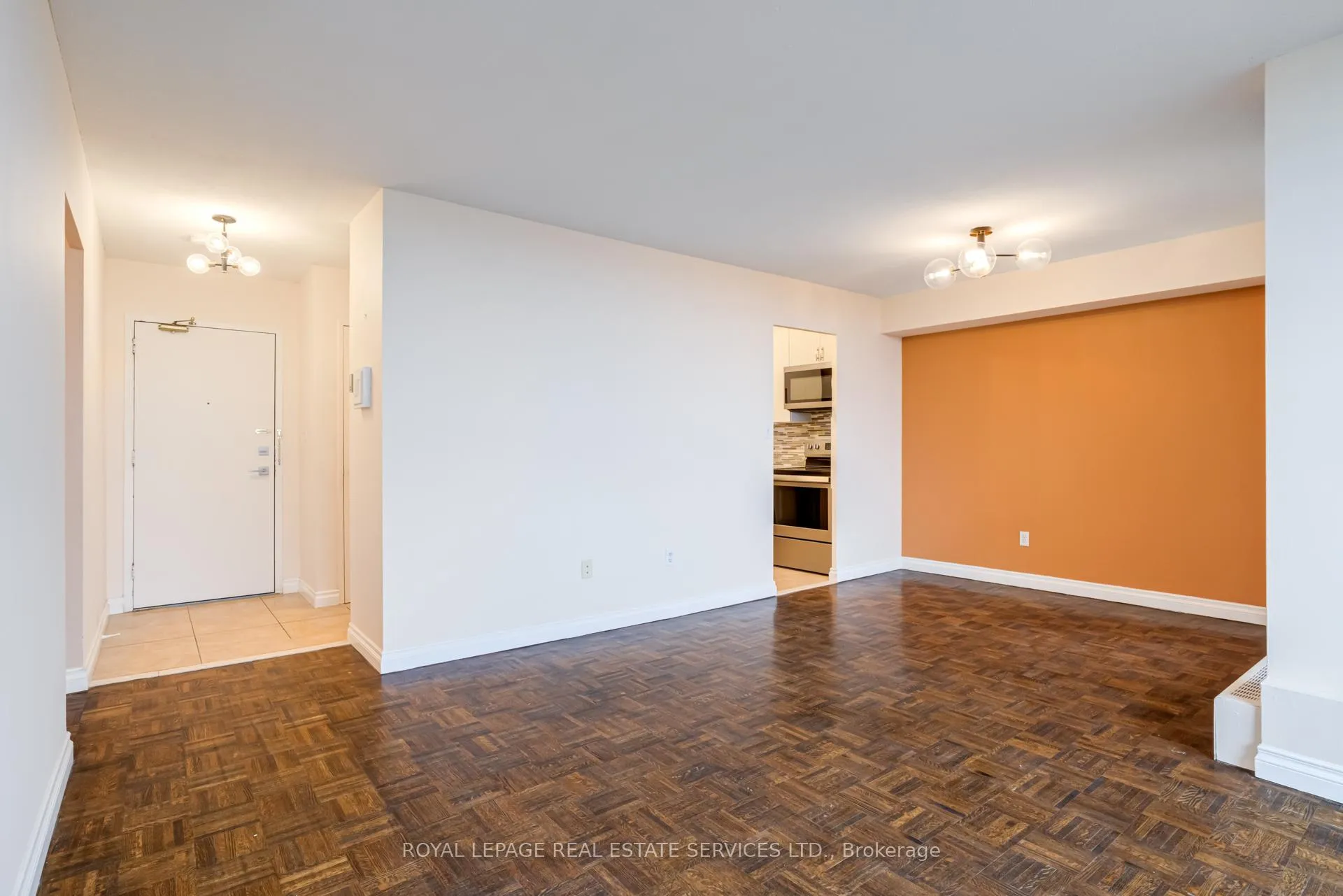 Photo 10 of Unit 1602, 5 Vicora Linkway, Toronto, Flemingdon Park — HOMEH