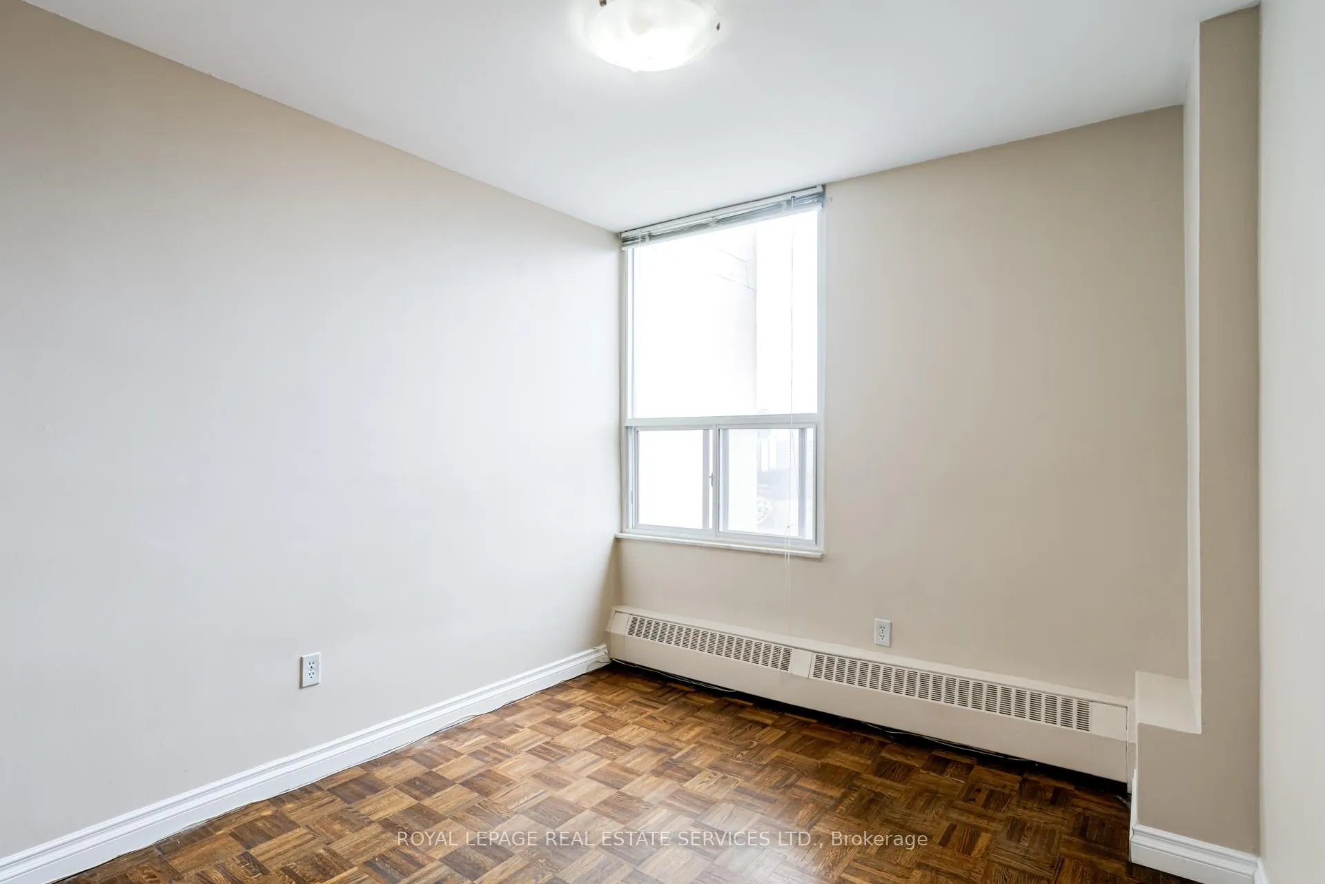 Photo 21 of Unit 1602, 5 Vicora Linkway, Toronto, Flemingdon Park — HOMEH