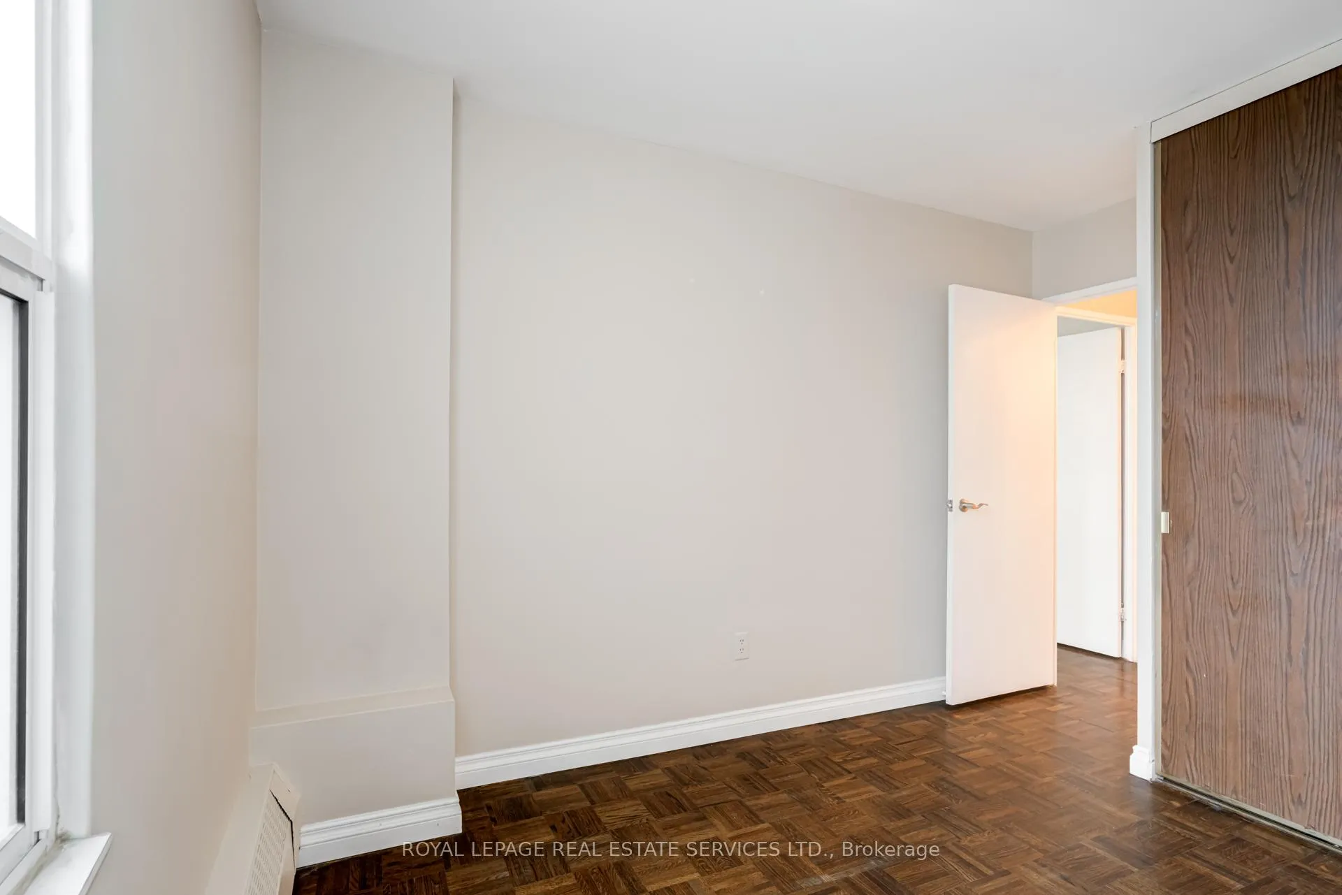 Photo 23 of Unit 1602, 5 Vicora Linkway, Toronto, Flemingdon Park — HOMEH