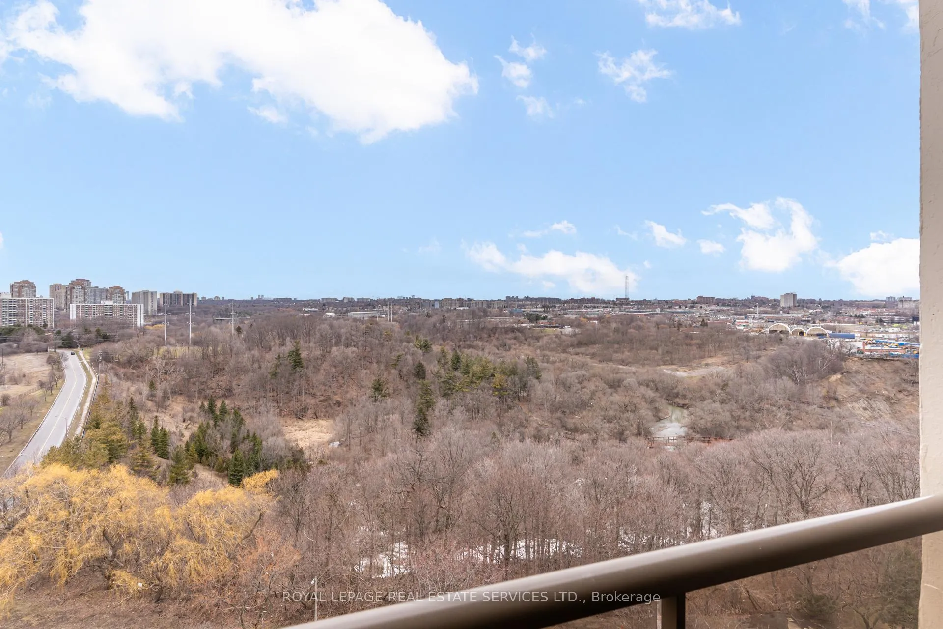 Photo 27 of Unit 1602, 5 Vicora Linkway, Toronto, Flemingdon Park — HOMEH