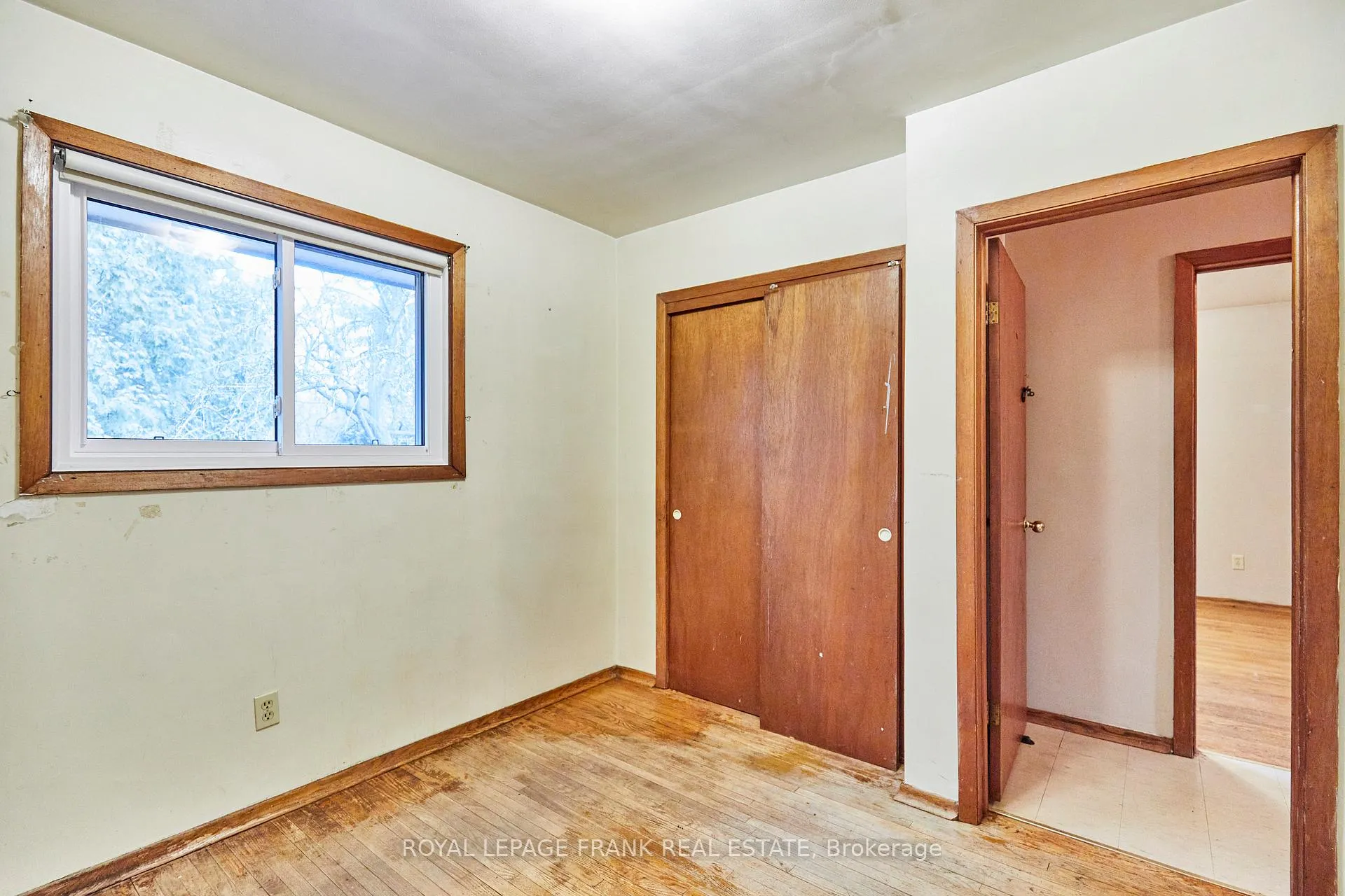 Photo 19 of 514 Park Road N, Oshawa, McLaughlin — HOMEH