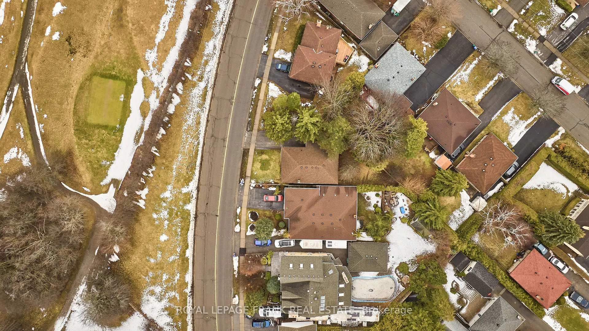 Photo 32 of 514 Park Road N, Oshawa, McLaughlin — HOMEH