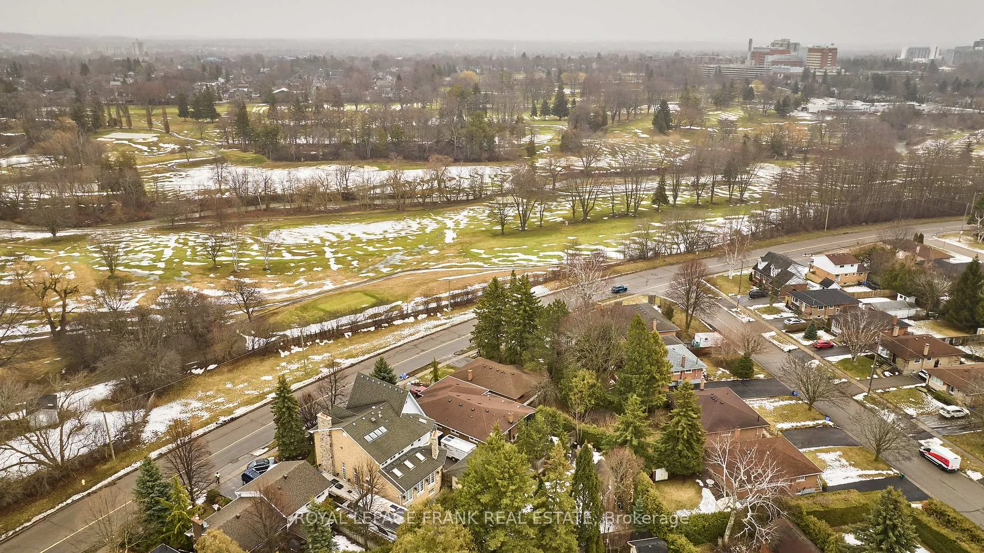 Photo 34 of 514 Park Road N, Oshawa, McLaughlin — HOMEH