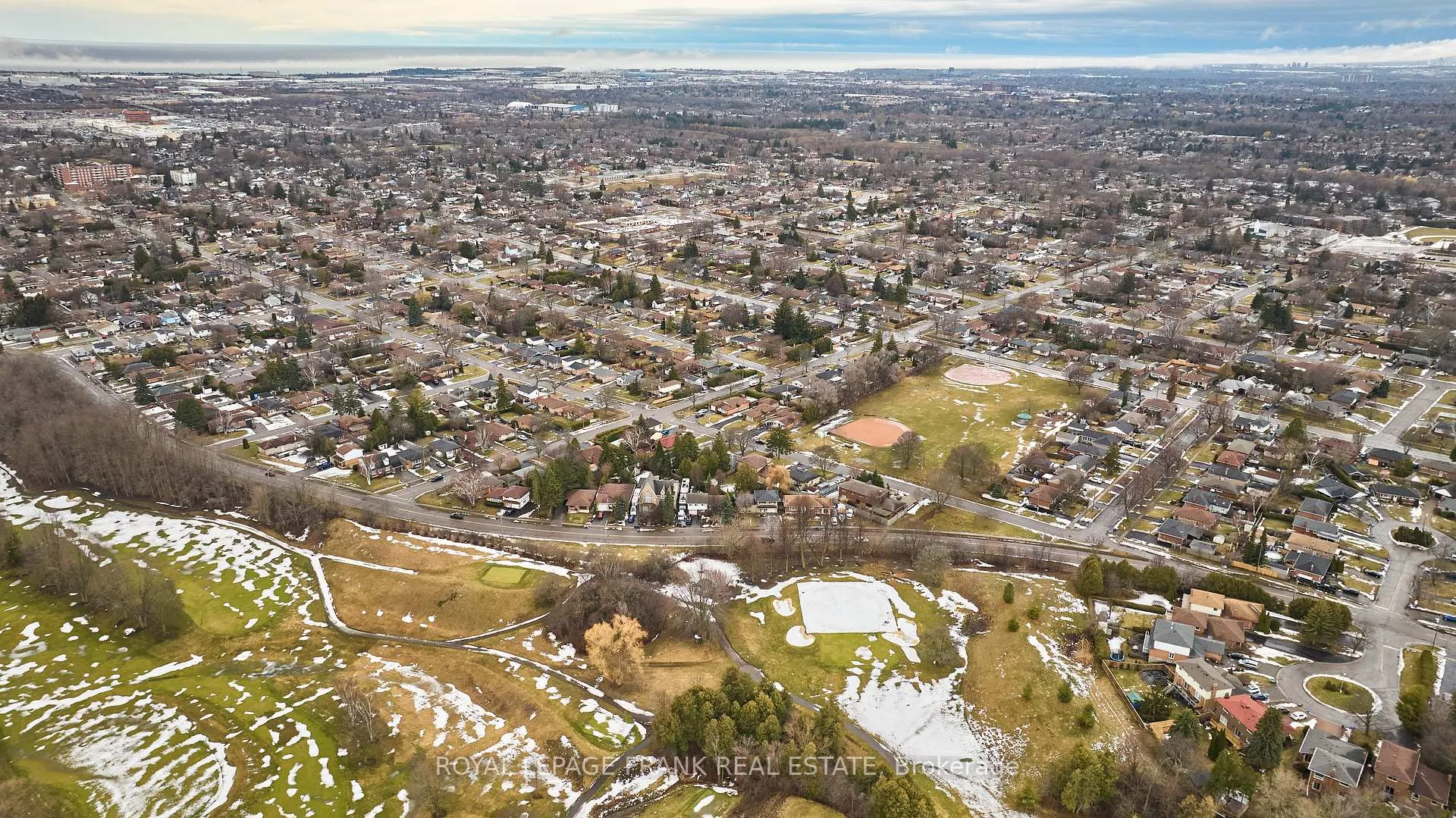 Photo 40 of 514 Park Road N, Oshawa, McLaughlin — HOMEH