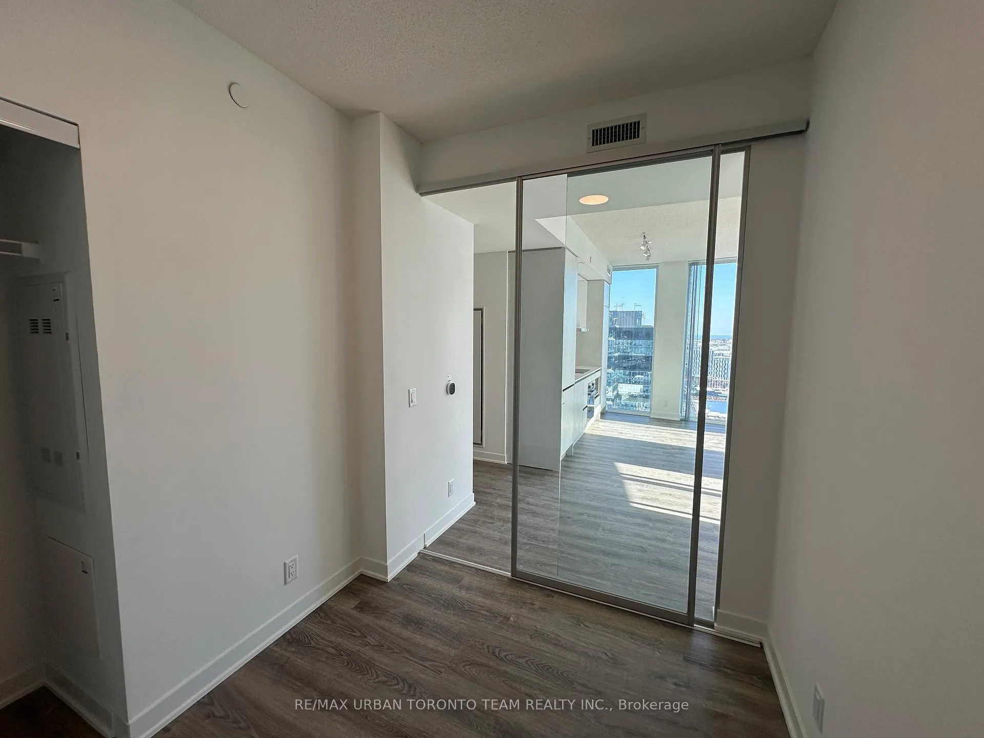 Photo 14 of Unit 2806, 180 Front Street E, Toronto, Moss Park — HOMEH
