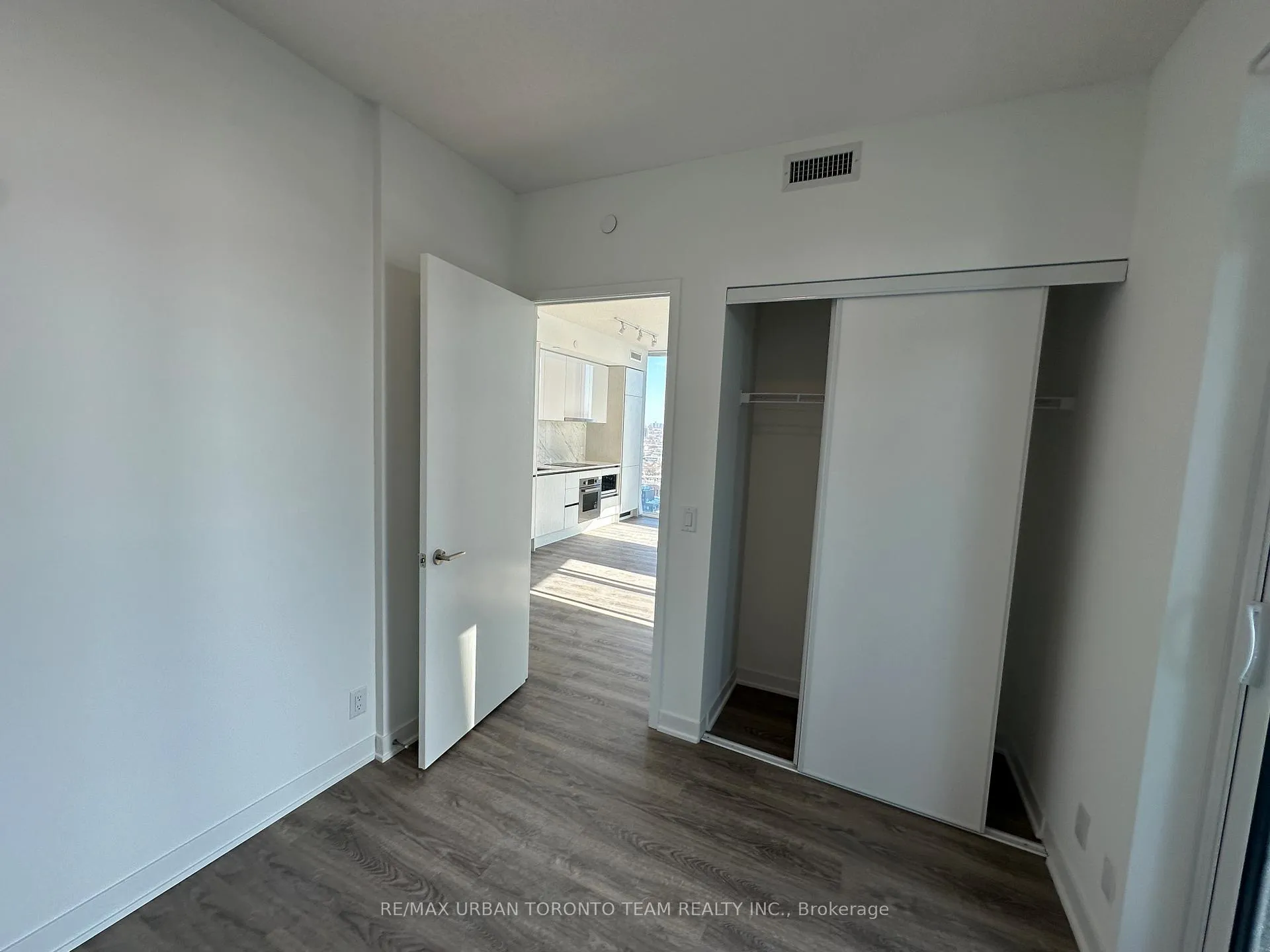 Photo 16 of Unit 2806, 180 Front Street E, Toronto, Moss Park — HOMEH