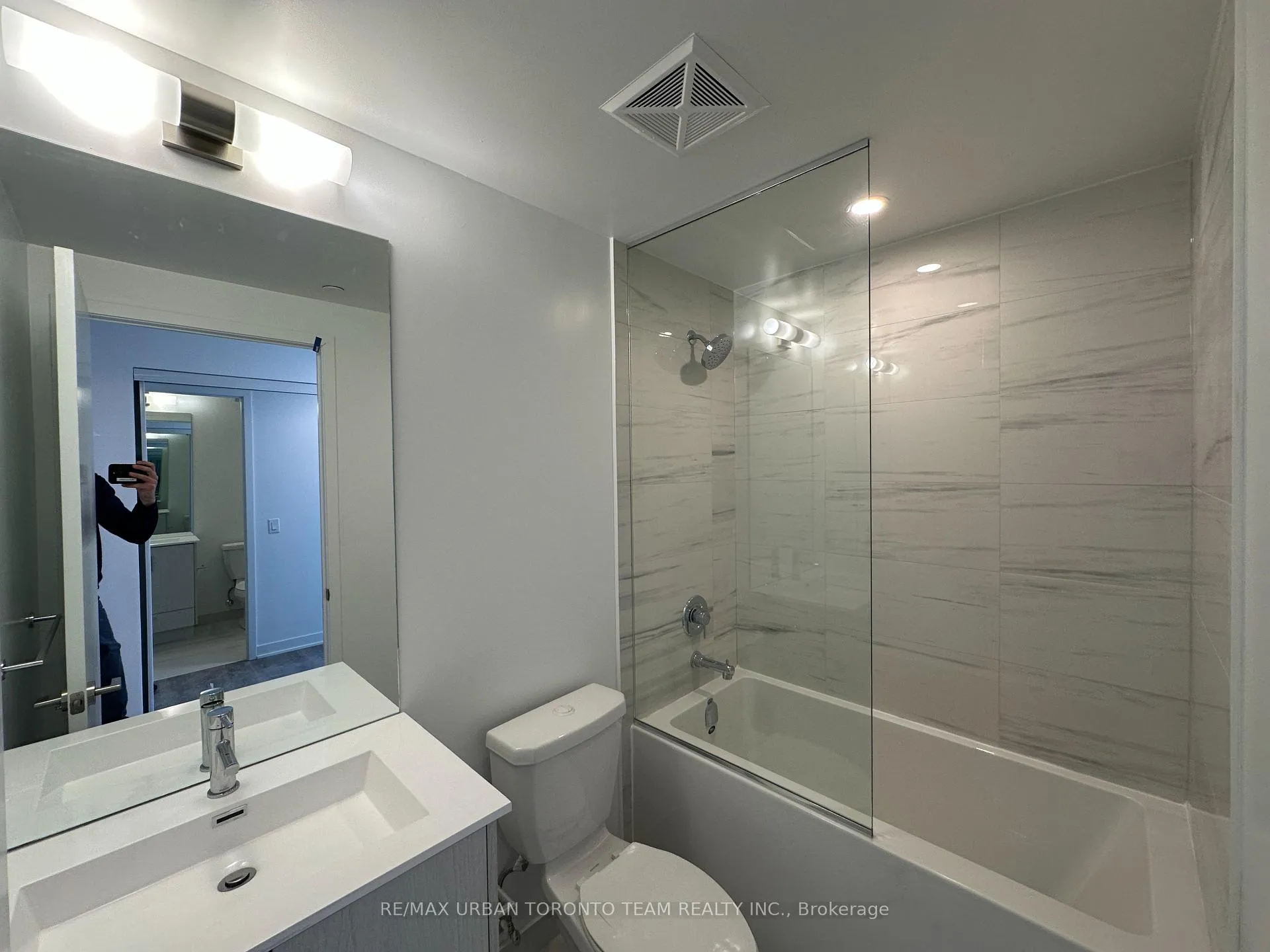 Photo 17 of Unit 2806, 180 Front Street E, Toronto, Moss Park — HOMEH