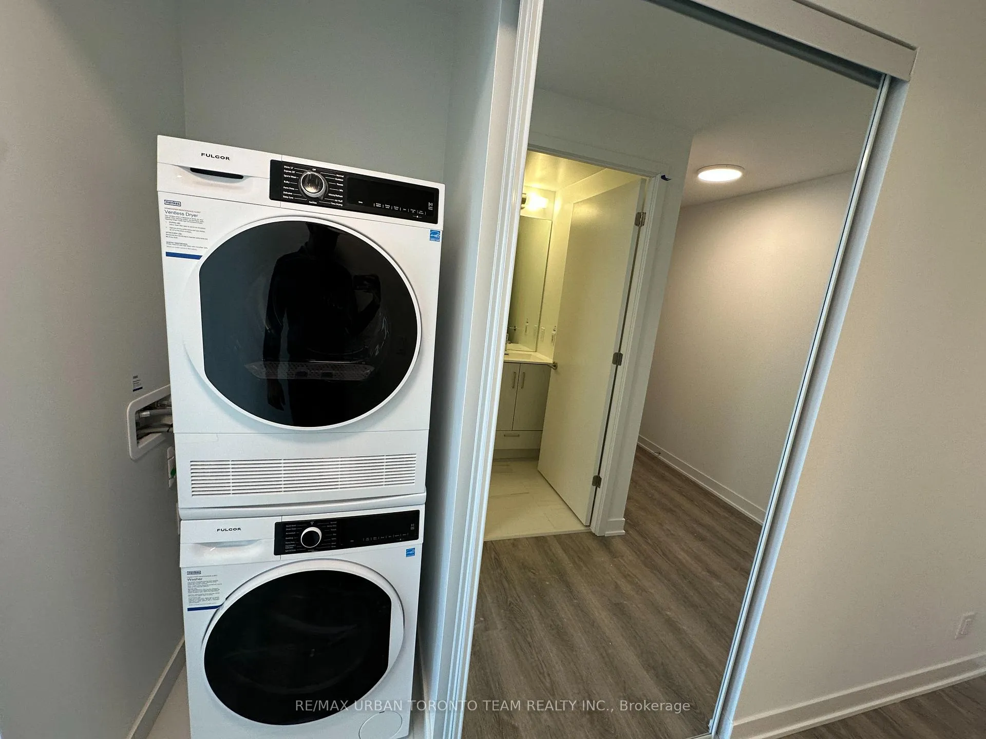 Photo 18 of Unit 2806, 180 Front Street E, Toronto, Moss Park — HOMEH