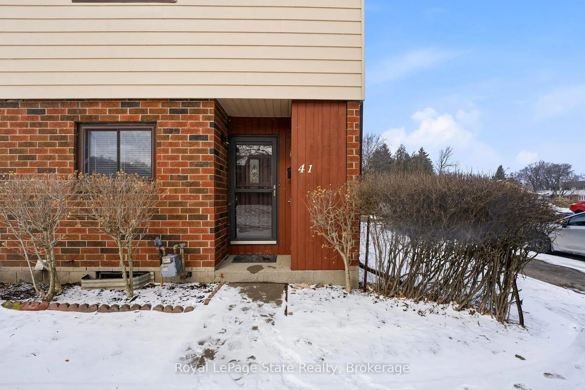 Photo 11 of Unit 41, 25 Garrow Drive, Hamilton, Gilkson — HOMEH