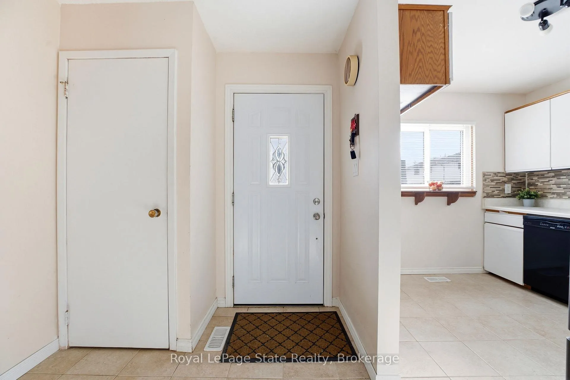 Photo 12 of Unit 41, 25 Garrow Drive, Hamilton, Gilkson — HOMEH