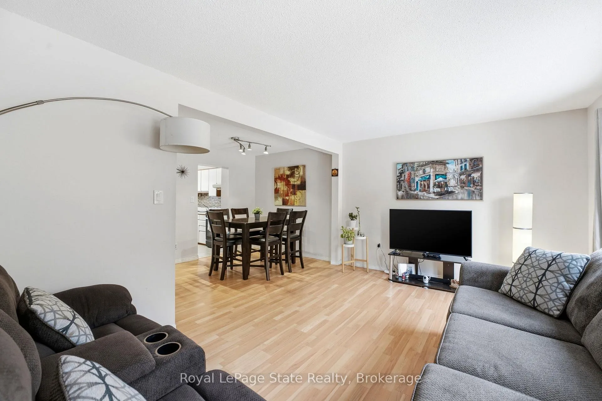 Photo 16 of Unit 41, 25 Garrow Drive, Hamilton, Gilkson — HOMEH